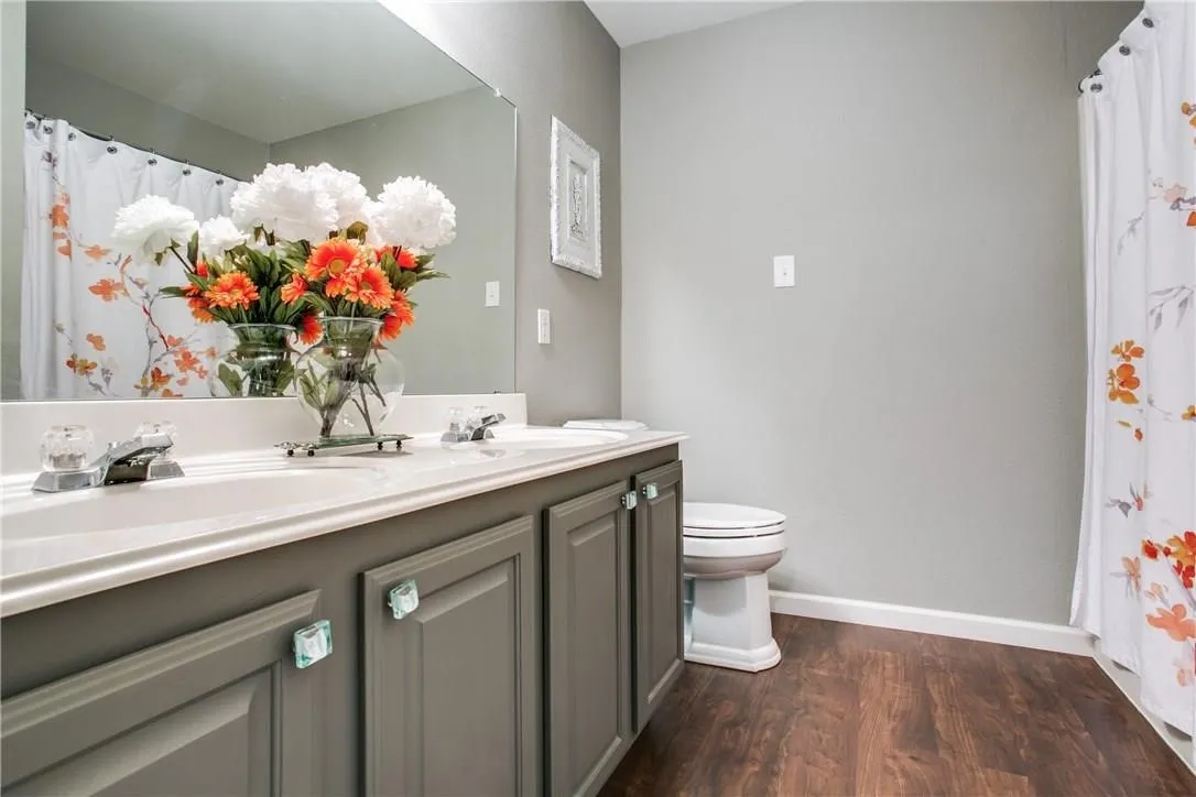 Single Family Residence For Sale in Denton County , 16240 Red River Lane, Fort Worth, Texas 76247, 3 Bedroom, 3 Bathroom, 2 Garage spaces, 2,479 Sqft, built in 2003, mls#21406783, Real Estate Agent in Fort Worth, Homes For Sale in Denton county, Homes For Sale in Fort Worth, Realtor in Fort Worth Texas, Real Estate Brokerage Independent Realty Texas, Luminita Cordes Realtor