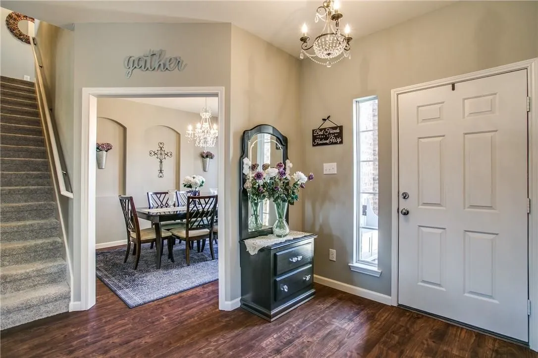 Single Family Residence For Sale in Denton County , 16240 Red River Lane, Fort Worth, Texas 76247, 3 Bedroom, 3 Bathroom, 2 Garage spaces, 2,479 Sqft, built in 2003, mls#21406783, Real Estate Agent in Fort Worth, Homes For Sale in Denton county, Homes For Sale in Fort Worth, Realtor in Fort Worth Texas, Real Estate Brokerage Independent Realty Texas, Luminita Cordes Realtor