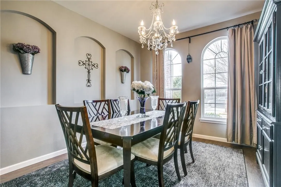 Single Family Residence For Sale in Denton County , 16240 Red River Lane, Fort Worth, Texas 76247, 3 Bedroom, 3 Bathroom, 2 Garage spaces, 2,479 Sqft, built in 2003, mls#21406783, Real Estate Agent in Fort Worth, Homes For Sale in Denton county, Homes For Sale in Fort Worth, Realtor in Fort Worth Texas, Real Estate Brokerage Independent Realty Texas, Luminita Cordes Realtor
