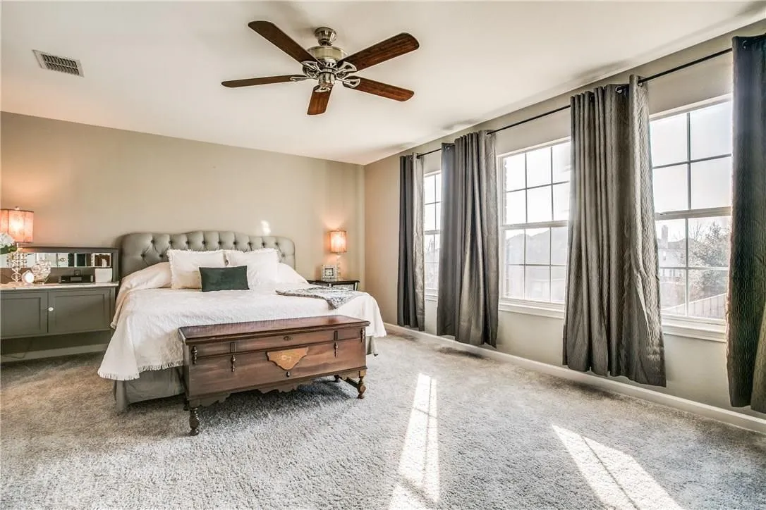 Single Family Residence For Sale in Denton County , 16240 Red River Lane, Fort Worth, Texas 76247, 3 Bedroom, 3 Bathroom, 2 Garage spaces, 2,479 Sqft, built in 2003, mls#21406783, Real Estate Agent in Fort Worth, Homes For Sale in Denton county, Homes For Sale in Fort Worth, Realtor in Fort Worth Texas, Real Estate Brokerage Independent Realty Texas, Luminita Cordes Realtor