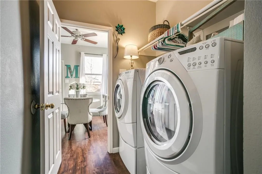Single Family Residence For Sale in Denton County , 16240 Red River Lane, Fort Worth, Texas 76247, 3 Bedroom, 3 Bathroom, 2 Garage spaces, 2,479 Sqft, built in 2003, mls#21406783, Real Estate Agent in Fort Worth, Homes For Sale in Denton county, Homes For Sale in Fort Worth, Realtor in Fort Worth Texas, Real Estate Brokerage Independent Realty Texas, Luminita Cordes Realtor
