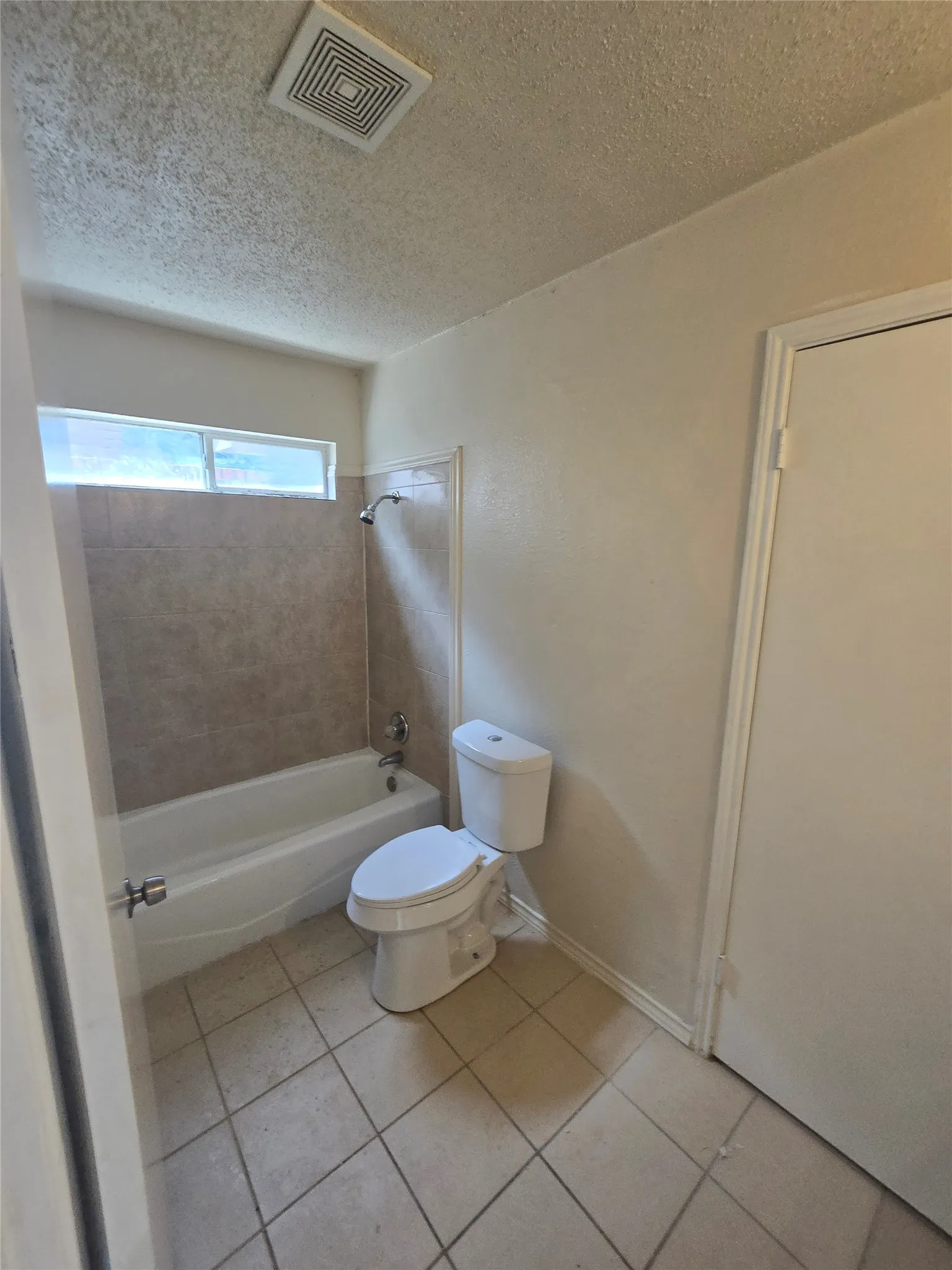 Single Family Residence For Rent in Dallas County , 919 Gaynor Avenue, Duncanville, Texas 75137, 3 Bedroom, 2 Bathroom, 1 Garage spaces, 1,268 Sqft, built in 1987, mls#21406849, Real Estate Agent in Duncanville, Homes For Rent in Dallas county, Homes For Rent in Duncanville, Realtor in Duncanville Texas, Real Estate Brokerage Independent Realty Texas, Luminita Cordes Realtor