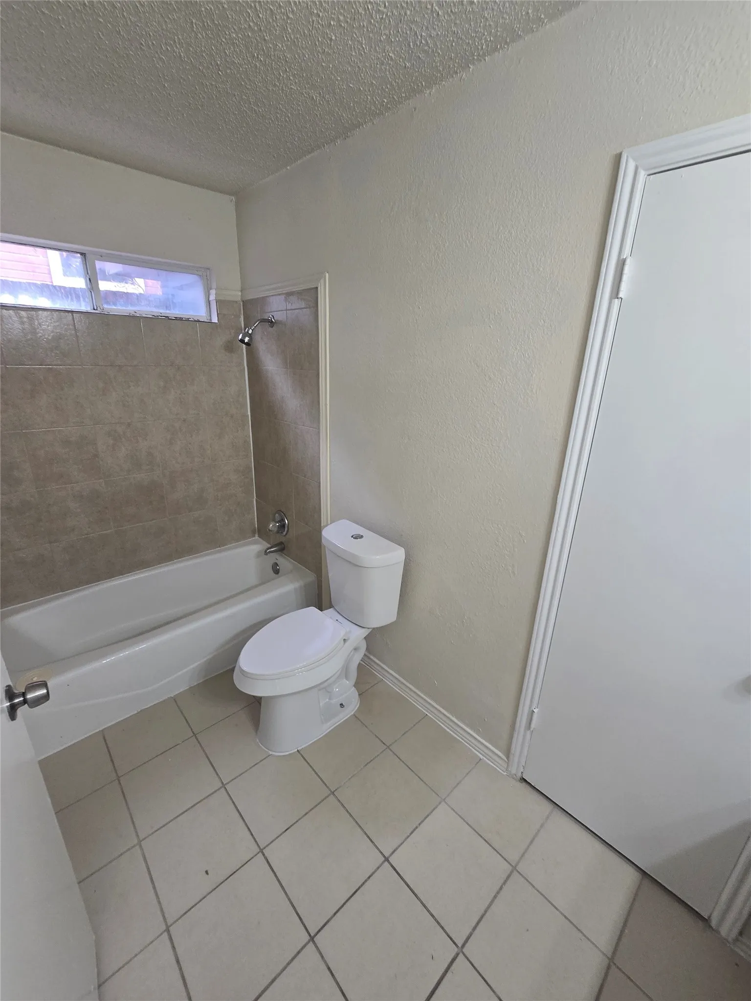 Single Family Residence For Rent in Dallas County , 919 Gaynor Avenue, Duncanville, Texas 75137, 3 Bedroom, 2 Bathroom, 1 Garage spaces, 1,268 Sqft, built in 1987, mls#21406849, Real Estate Agent in Duncanville, Homes For Rent in Dallas county, Homes For Rent in Duncanville, Realtor in Duncanville Texas, Real Estate Brokerage Independent Realty Texas, Luminita Cordes Realtor