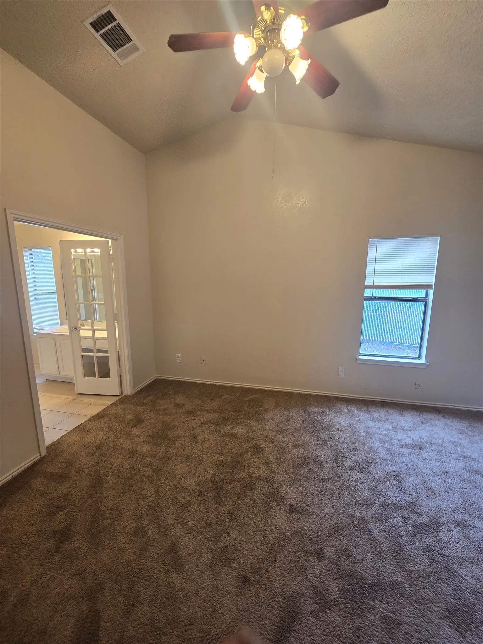 Single Family Residence For Rent in Dallas County , 919 Gaynor Avenue, Duncanville, Texas 75137, 3 Bedroom, 2 Bathroom, 1 Garage spaces, 1,268 Sqft, built in 1987, mls#21406849, Real Estate Agent in Duncanville, Homes For Rent in Dallas county, Homes For Rent in Duncanville, Realtor in Duncanville Texas, Real Estate Brokerage Independent Realty Texas, Luminita Cordes Realtor