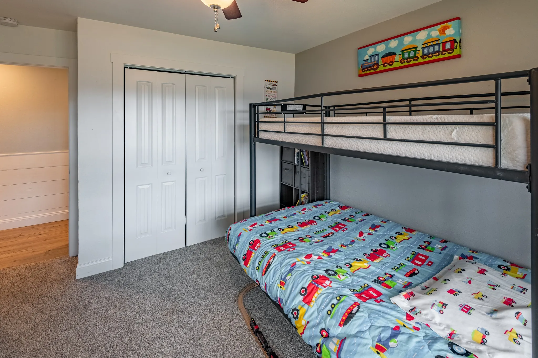 Single Family Residence For Sale in Denton County , 106 Joyce Drive, Argyle, Texas 76226, 5 Bedroom, 4 Bathroom, 2 Garage spaces, 2,872 Sqft, built in 1980, mls#21393796, Real Estate Agent in Argyle, Homes For Sale in Denton county, Homes For Sale in Argyle, Realtor in Argyle Texas, Real Estate Brokerage Independent Realty Texas, Luminita Cordes Realtor
