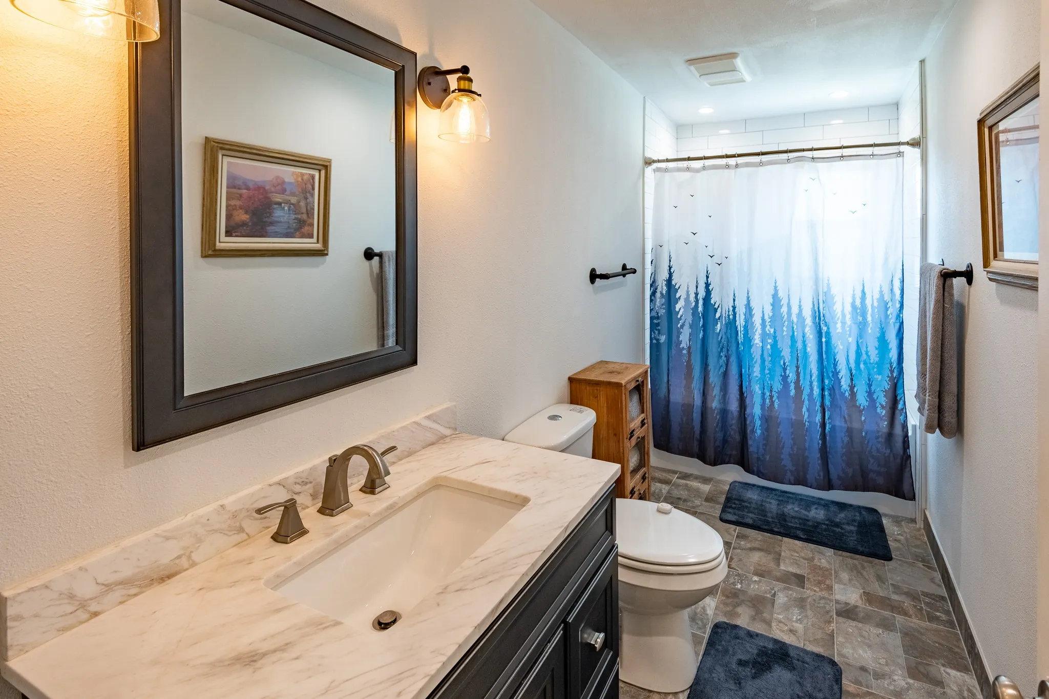 Single Family Residence For Sale in Denton County , 106 Joyce Drive, Argyle, Texas 76226, 5 Bedroom, 4 Bathroom, 2 Garage spaces, 2,872 Sqft, built in 1980, mls#21393796, Real Estate Agent in Argyle, Homes For Sale in Denton county, Homes For Sale in Argyle, Realtor in Argyle Texas, Real Estate Brokerage Independent Realty Texas, Luminita Cordes Realtor
