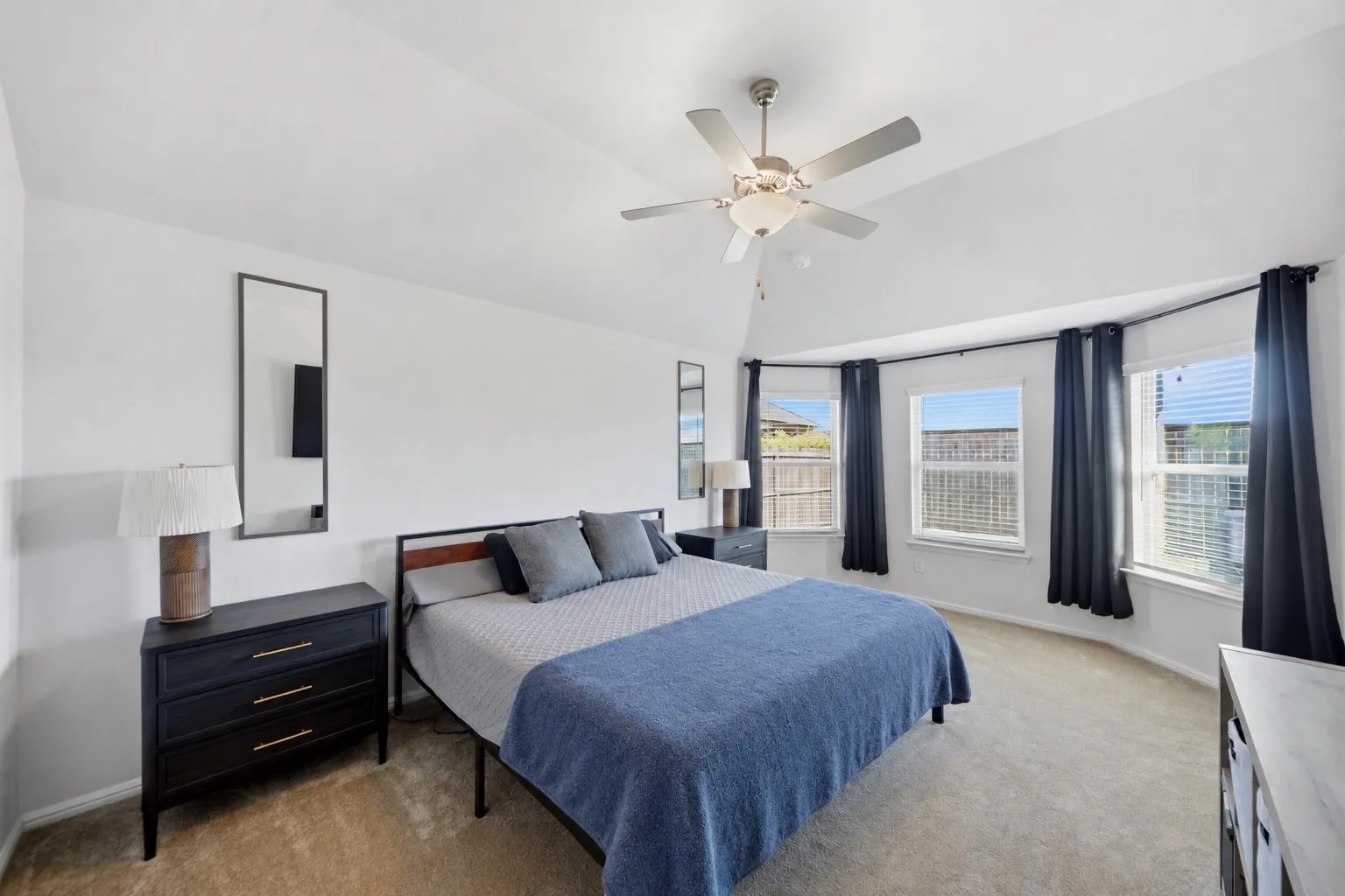 Single Family Residence For Sale in Collin County , 2208 Maplewood Drive, Melissa, Texas 75454, 3 Bedroom, 2 Bathroom, 2 Garage spaces, 1,941 Sqft, built in 2020, mls#21403799, Real Estate Agent in Melissa, Homes For Sale in Collin county, Homes For Sale in Melissa, Realtor in Melissa Texas, Real Estate Brokerage Independent Realty Texas, Luminita Cordes Realtor