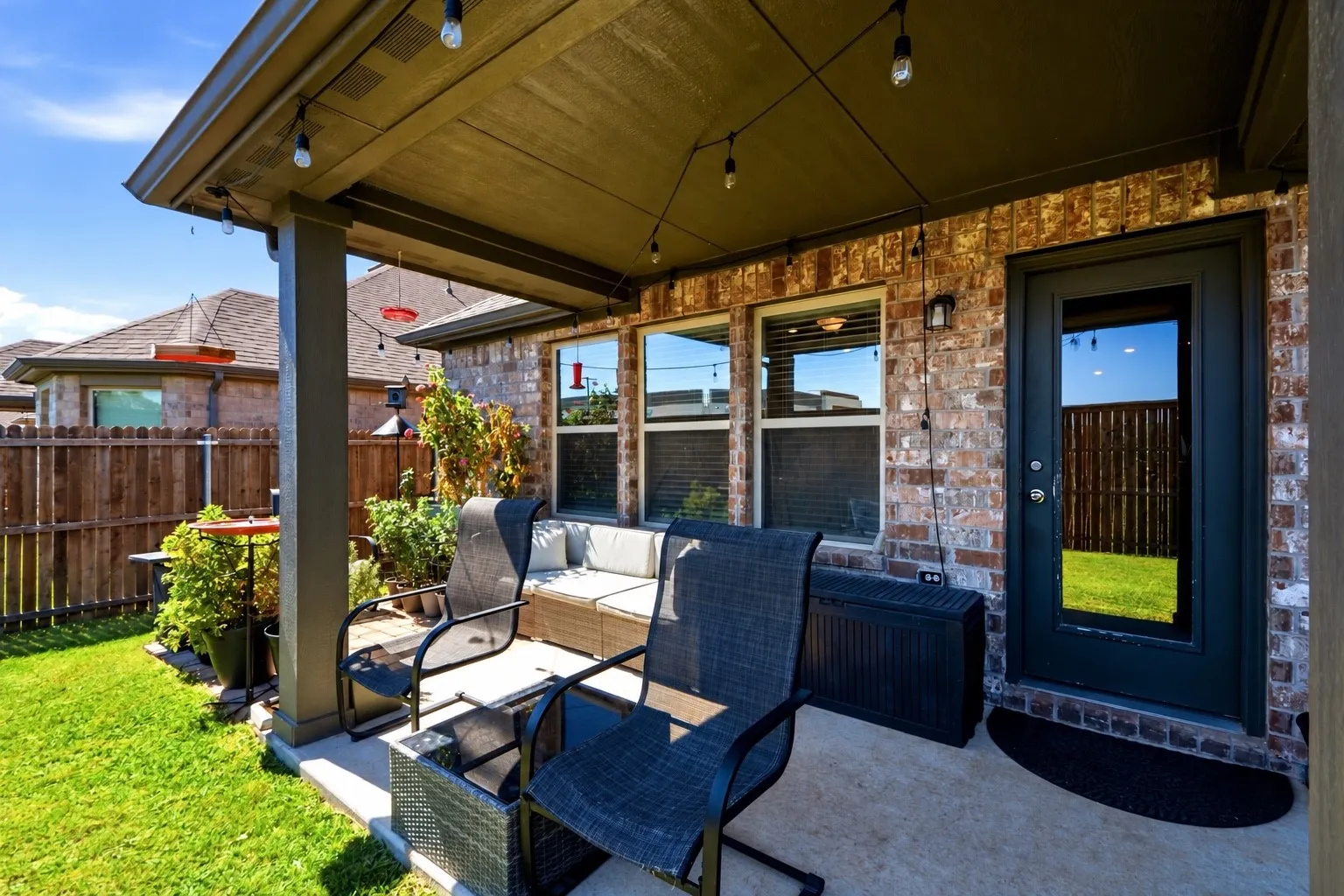 Single Family Residence For Sale in Collin County , 2208 Maplewood Drive, Melissa, Texas 75454, 3 Bedroom, 2 Bathroom, 2 Garage spaces, 1,941 Sqft, built in 2020, mls#21403799, Real Estate Agent in Melissa, Homes For Sale in Collin county, Homes For Sale in Melissa, Realtor in Melissa Texas, Real Estate Brokerage Independent Realty Texas, Luminita Cordes Realtor
