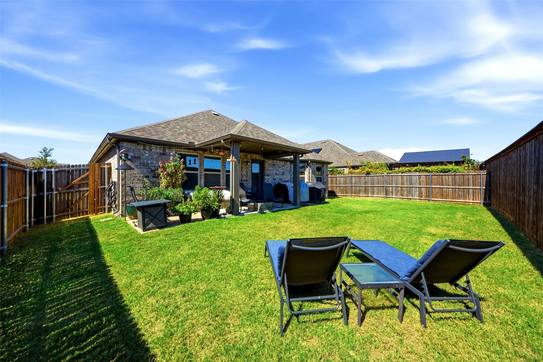 Single Family Residence For Sale in Collin County , 2208 Maplewood Drive, Melissa, Texas 75454, 3 Bedroom, 2 Bathroom, 2 Garage spaces, 1,941 Sqft, built in 2020, mls#21403799, Real Estate Agent in Melissa, Homes For Sale in Collin county, Homes For Sale in Melissa, Realtor in Melissa Texas, Real Estate Brokerage Independent Realty Texas, Luminita Cordes Realtor