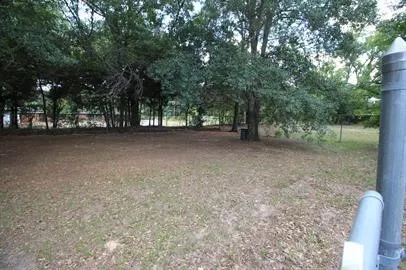 Single Family Residence For Rent in Van Zandt County , 721 Water Crest Circle, Canton, Texas 75103, 2 Bedroom, 1 Bathroom, 1 Garage spaces, 1,263 Sqft, built in 1973, mls#21400421, Real Estate Agent in Canton, Homes For Rent in Van Zandt county, Homes For Rent in Canton, Realtor in Canton Texas, Real Estate Brokerage Independent Realty Texas, Luminita Cordes Realtor