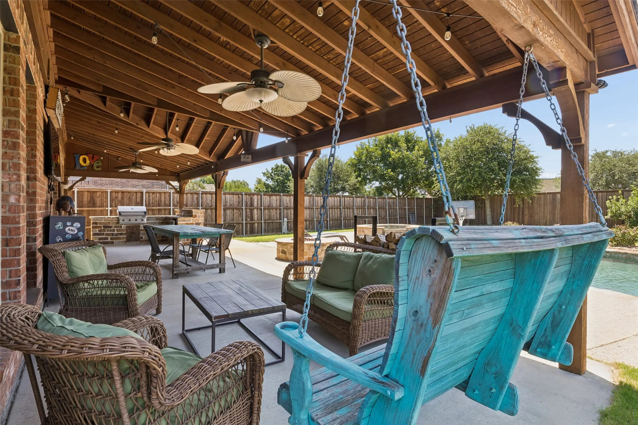 Lots of room to entertain, built in grill area and much more.