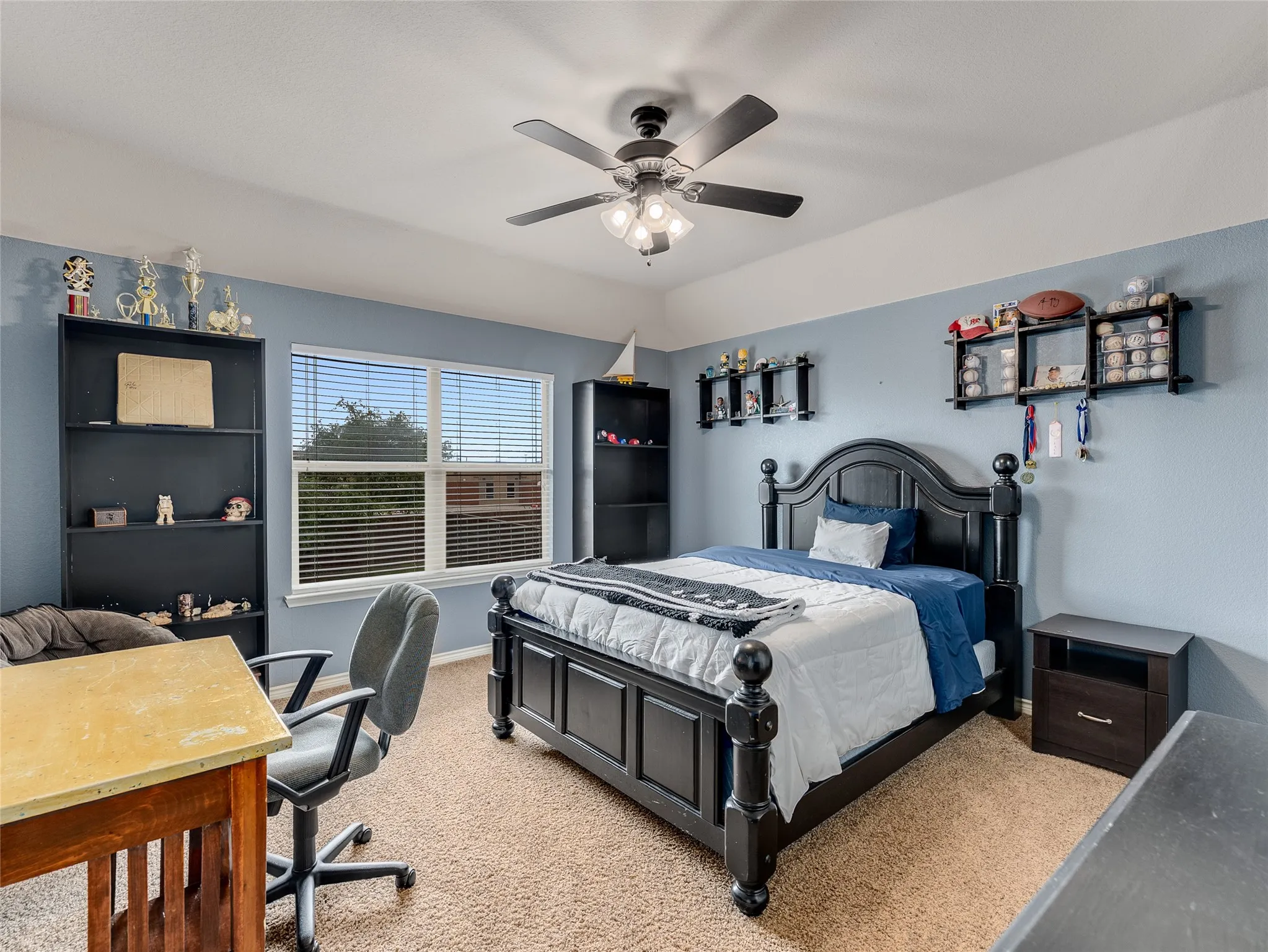 Single Family Residence For Sale in Collin County , 5732 Chateau Drive, Sachse, Texas 75048, 5 Bedroom, 4 Bathroom, 2 Garage spaces, 3,755 Sqft, built in 2010, mls#21406788, Real Estate Agent in Sachse, Homes For Sale in Collin county, Homes For Sale in Sachse, Realtor in Sachse Texas, Real Estate Brokerage Independent Realty Texas, Luminita Cordes Realtor