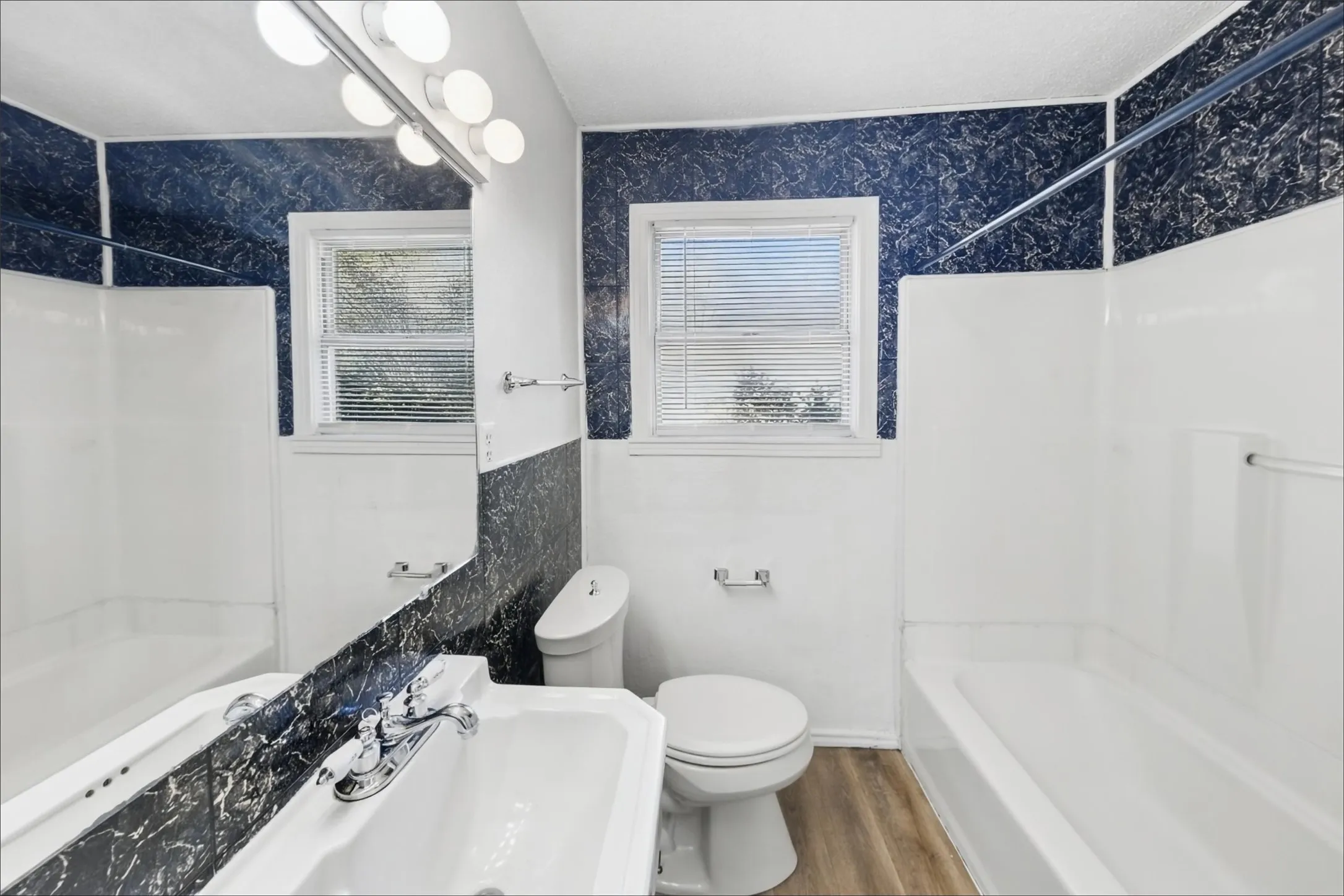 Single Family Residence For Rent in Tarrant County , 5025 Catalpa Street, Haltom City, Texas 76117, 3 Bedroom, 1 Bathroom, Garage spaces, 1,060 Sqft, built in 1950, mls#21406876, Real Estate Agent in Haltom City, Homes For Rent in Tarrant county, Homes For Rent in Haltom City, Realtor in Haltom City Texas, Real Estate Brokerage Independent Realty Texas, Luminita Cordes Realtor