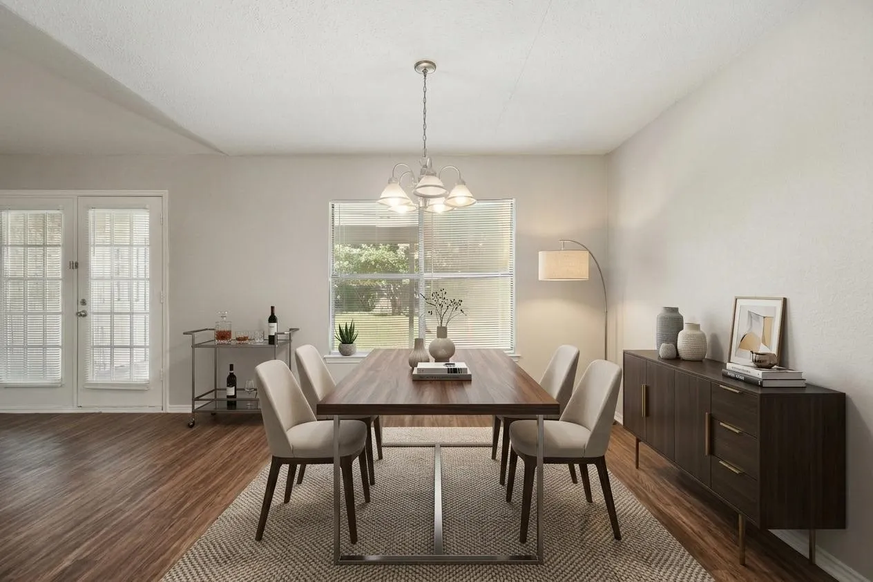 Single Family Residence For Sale in Tarrant County , 6000 Lavaca Drive, Arlington, Texas 76018, 3 Bedroom, 2 Bathroom, 2 Garage spaces, 1,559 Sqft, built in 1989, mls#21406624, Real Estate Agent in Arlington, Homes For Sale in Tarrant county, Homes For Sale in Arlington, Realtor in Arlington Texas, Real Estate Brokerage Independent Realty Texas, Luminita Cordes Realtor