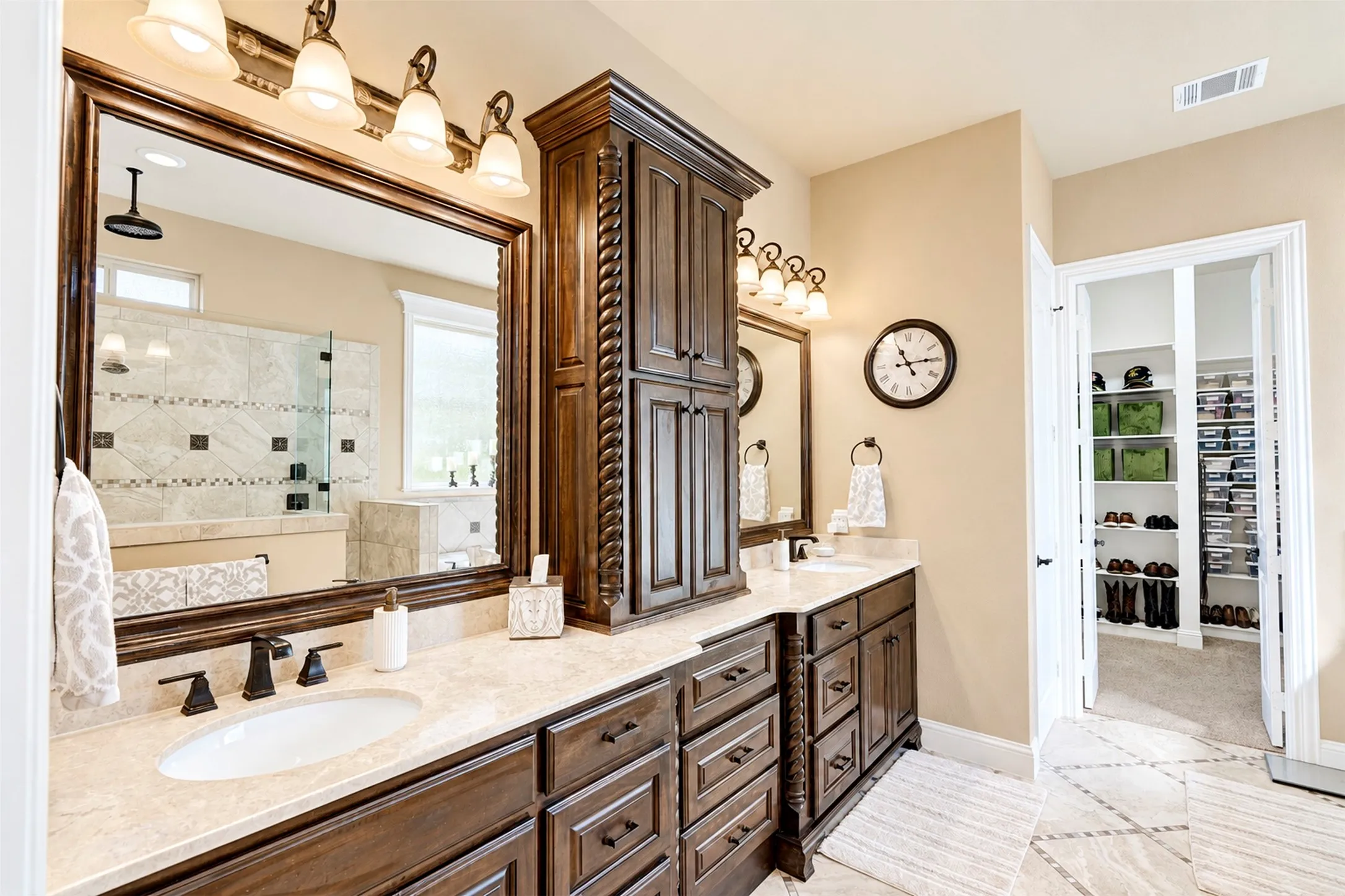 Single Family Residence For Sale in Tarrant County , 9100 Northampton Drive, North Richland Hills, Texas 76182, 4 Bedroom, 4 Bathroom, 3 Garage spaces, 3,215 Sqft, built in 2016, mls#21374055, Real Estate Agent in North Richland Hills, Homes For Sale in Tarrant county, Homes For Sale in North Richland Hills, Realtor in North Richland Hills Texas, Real Estate Brokerage Independent Realty Texas, Luminita Cordes Realtor