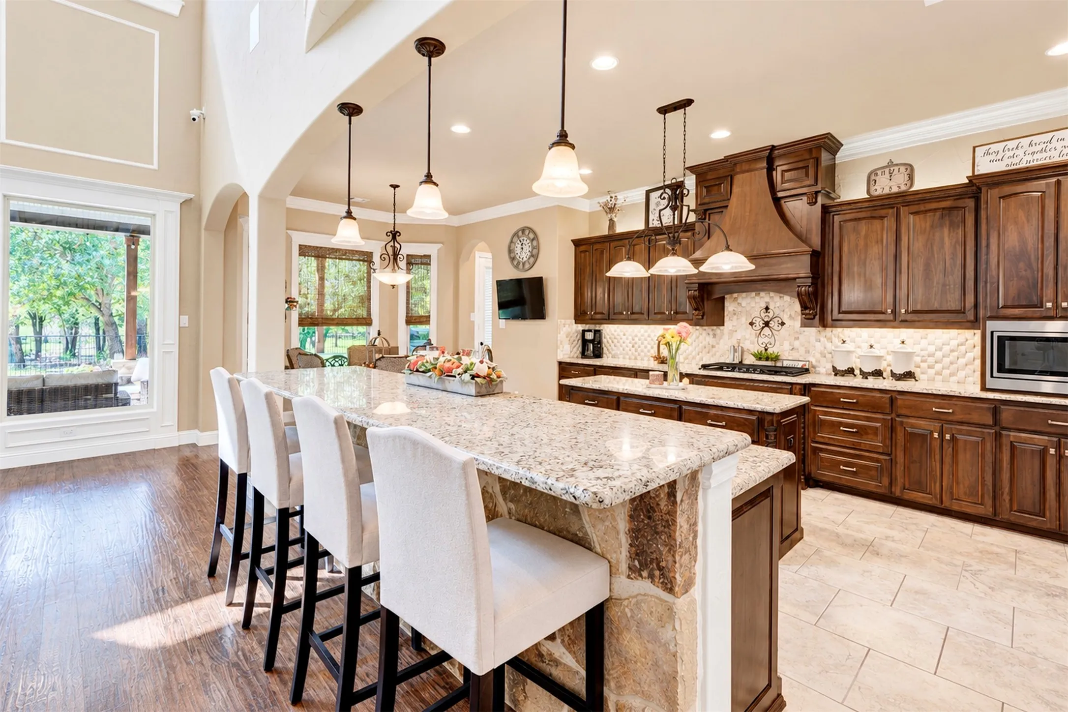 Single Family Residence For Sale in Tarrant County , 9100 Northampton Drive, North Richland Hills, Texas 76182, 4 Bedroom, 4 Bathroom, 3 Garage spaces, 3,215 Sqft, built in 2016, mls#21374055, Real Estate Agent in North Richland Hills, Homes For Sale in Tarrant county, Homes For Sale in North Richland Hills, Realtor in North Richland Hills Texas, Real Estate Brokerage Independent Realty Texas, Luminita Cordes Realtor