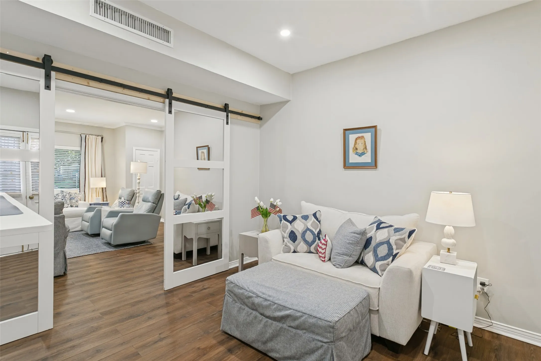 Condominium For Sale in Tarrant County , 4413 Bellaire Dr S 104S, Fort Worth, Texas 76109, 2 Bedroom, 2 Bathroom, Garage spaces, 1,149 Sqft, built in 1972, mls#21405140, Real Estate Agent in Fort Worth, Homes For Sale in Tarrant county, Homes For Sale in Fort Worth, Realtor in Fort Worth Texas, Real Estate Brokerage Independent Realty Texas, Luminita Cordes Realtor