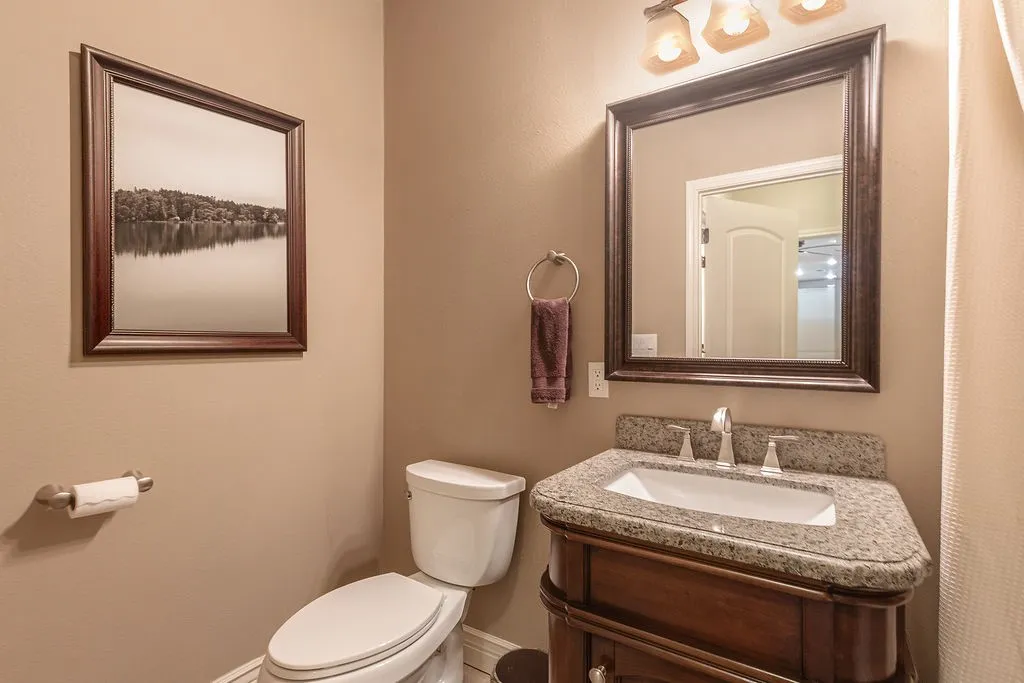 Single Family Residence For Sale in Rains County , 592 Rs County Road 1151, Emory, Texas 75440, 3 Bedroom, 2 Bathroom, 4 Garage spaces, 2,563 Sqft, built in 2012, mls#21406122, Real Estate Agent in Emory, Homes For Sale in Rains county, Homes For Sale in Emory, Realtor in Emory Texas, Real Estate Brokerage Independent Realty Texas, Luminita Cordes Realtor