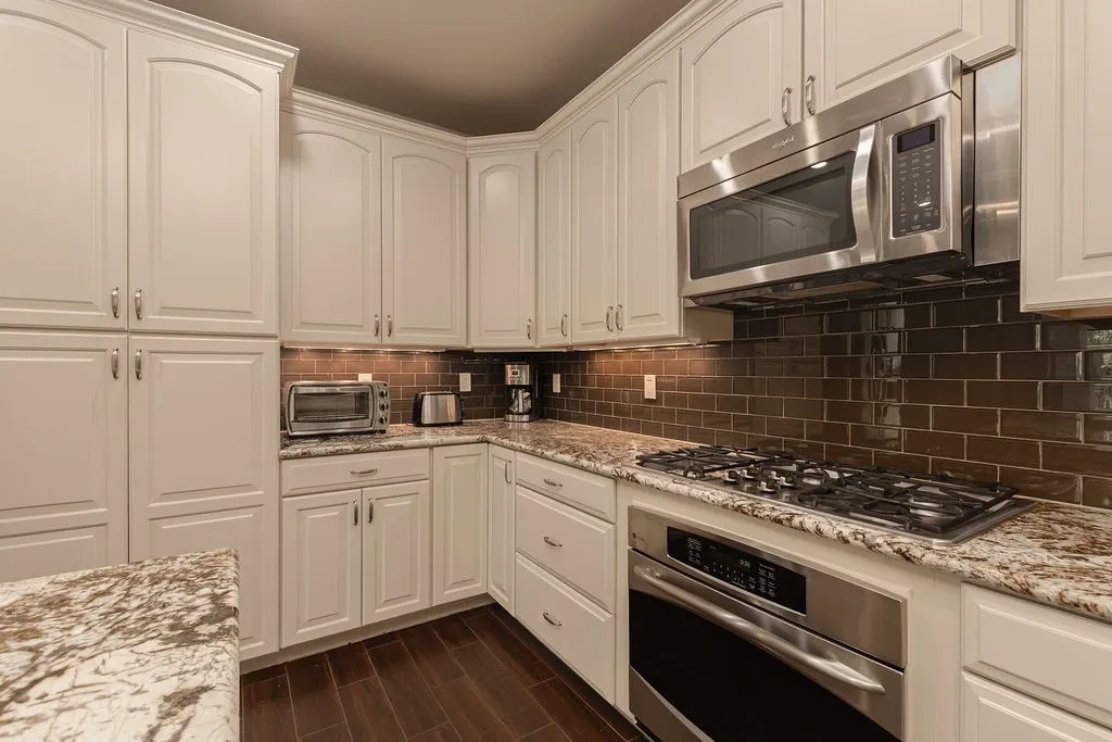 Single Family Residence For Sale in Rains County , 592 Rs County Road 1151, Emory, Texas 75440, 3 Bedroom, 2 Bathroom, 4 Garage spaces, 2,563 Sqft, built in 2012, mls#21406122, Real Estate Agent in Emory, Homes For Sale in Rains county, Homes For Sale in Emory, Realtor in Emory Texas, Real Estate Brokerage Independent Realty Texas, Luminita Cordes Realtor