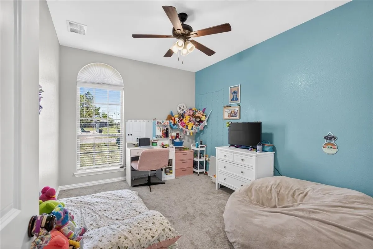 Single Family Residence For Sale in Henderson County , 233 Anchor, Gun Barrel City, Texas 75156, 3 Bedroom, 2 Bathroom, 2 Garage spaces, 1,663 Sqft, built in 2018, mls#21406884, Real Estate Agent in Gun Barrel City, Homes For Sale in Henderson county, Homes For Sale in Gun Barrel City, Realtor in Gun Barrel City Texas, Real Estate Brokerage Independent Realty Texas, Luminita Cordes Realtor