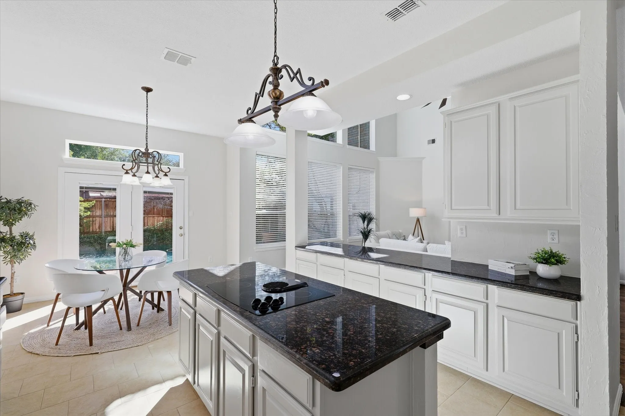 Single Family Residence For Sale in Denton County , 3618 Waynoka Drive, Carrollton, Texas 75007, 5 Bedroom, 4 Bathroom, 2 Garage spaces, 4,055 Sqft, built in 1992, mls#21405499, Real Estate Agent in Carrollton, Homes For Sale in Denton county, Homes For Sale in Carrollton, Realtor in Carrollton Texas, Real Estate Brokerage Independent Realty Texas, Luminita Cordes Realtor