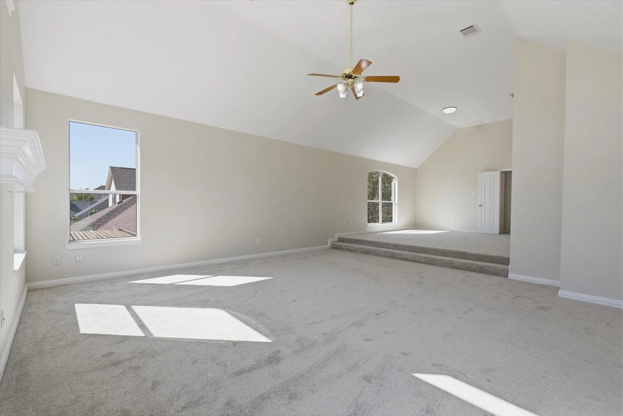 Single Family Residence For Sale in Denton County , 3618 Waynoka Drive, Carrollton, Texas 75007, 5 Bedroom, 4 Bathroom, 2 Garage spaces, 4,055 Sqft, built in 1992, mls#21405499, Real Estate Agent in Carrollton, Homes For Sale in Denton county, Homes For Sale in Carrollton, Realtor in Carrollton Texas, Real Estate Brokerage Independent Realty Texas, Luminita Cordes Realtor