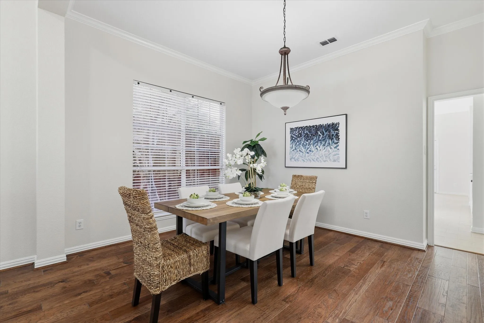 Single Family Residence For Sale in Denton County , 3618 Waynoka Drive, Carrollton, Texas 75007, 5 Bedroom, 4 Bathroom, 2 Garage spaces, 4,055 Sqft, built in 1992, mls#21405499, Real Estate Agent in Carrollton, Homes For Sale in Denton county, Homes For Sale in Carrollton, Realtor in Carrollton Texas, Real Estate Brokerage Independent Realty Texas, Luminita Cordes Realtor