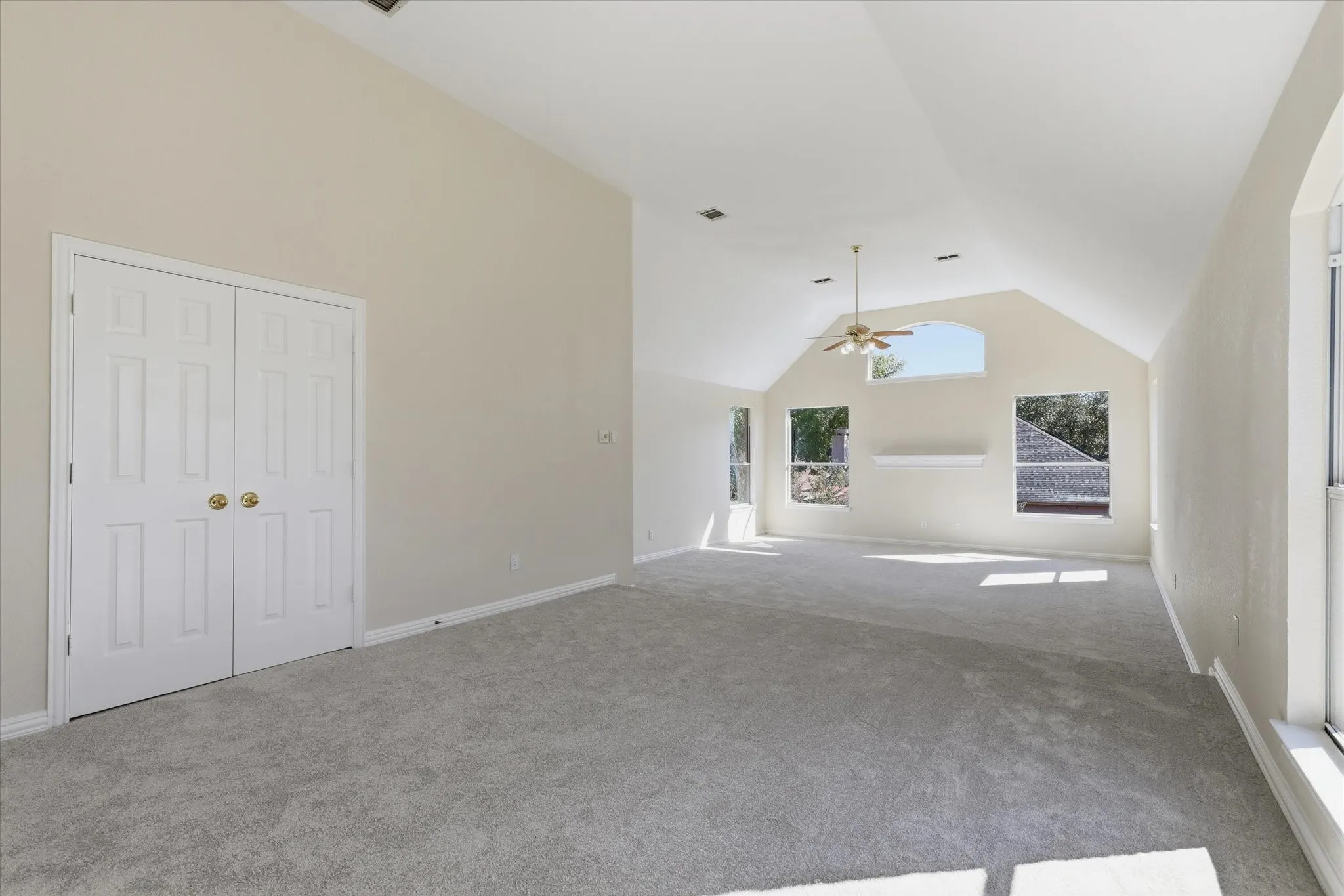 Single Family Residence For Sale in Denton County , 3618 Waynoka Drive, Carrollton, Texas 75007, 5 Bedroom, 4 Bathroom, 2 Garage spaces, 4,055 Sqft, built in 1992, mls#21405499, Real Estate Agent in Carrollton, Homes For Sale in Denton county, Homes For Sale in Carrollton, Realtor in Carrollton Texas, Real Estate Brokerage Independent Realty Texas, Luminita Cordes Realtor