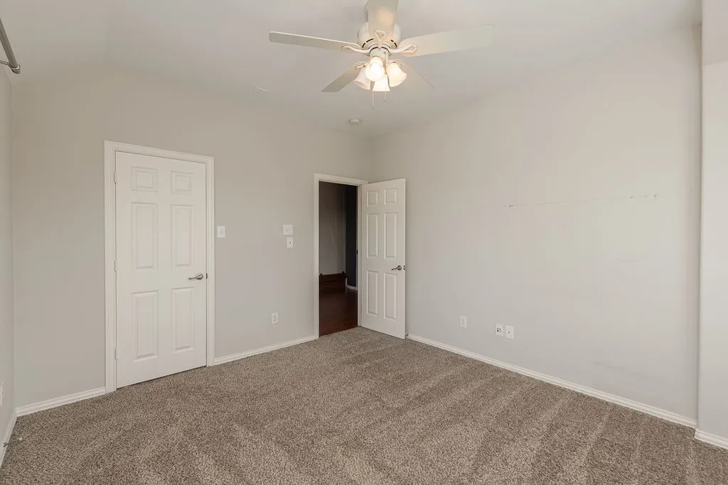 Single Family Residence For Sale in Rockwall County , 1415 Southern Pines Drive, Rockwall, Texas 75087, 5 Bedroom, 3 Bathroom, 3 Garage spaces, 3,591 Sqft, built in 2005, mls#21383000, Real Estate Agent in Rockwall, Homes For Sale in Rockwall county, Homes For Sale in Rockwall, Realtor in Rockwall Texas, Real Estate Brokerage Independent Realty Texas, Luminita Cordes Realtor