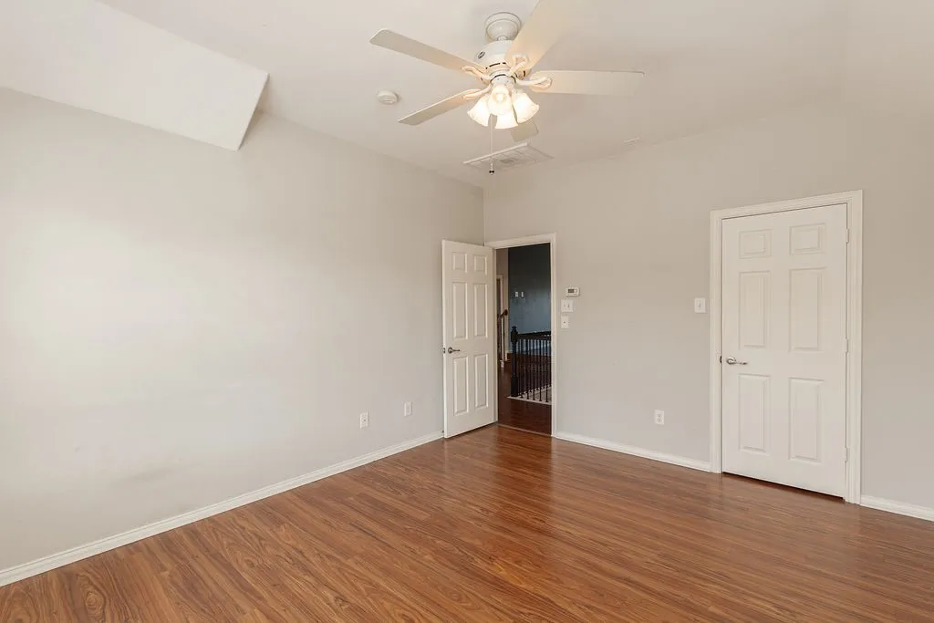 Single Family Residence For Sale in Rockwall County , 1415 Southern Pines Drive, Rockwall, Texas 75087, 5 Bedroom, 3 Bathroom, 3 Garage spaces, 3,591 Sqft, built in 2005, mls#21383000, Real Estate Agent in Rockwall, Homes For Sale in Rockwall county, Homes For Sale in Rockwall, Realtor in Rockwall Texas, Real Estate Brokerage Independent Realty Texas, Luminita Cordes Realtor
