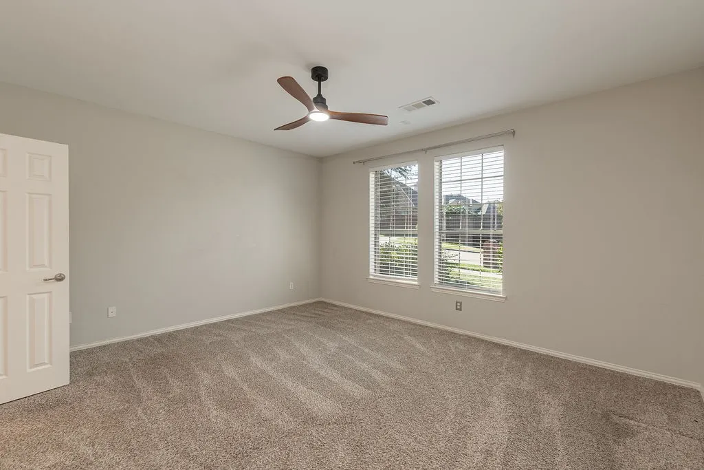 Single Family Residence For Sale in Rockwall County , 1415 Southern Pines Drive, Rockwall, Texas 75087, 5 Bedroom, 3 Bathroom, 3 Garage spaces, 3,591 Sqft, built in 2005, mls#21383000, Real Estate Agent in Rockwall, Homes For Sale in Rockwall county, Homes For Sale in Rockwall, Realtor in Rockwall Texas, Real Estate Brokerage Independent Realty Texas, Luminita Cordes Realtor