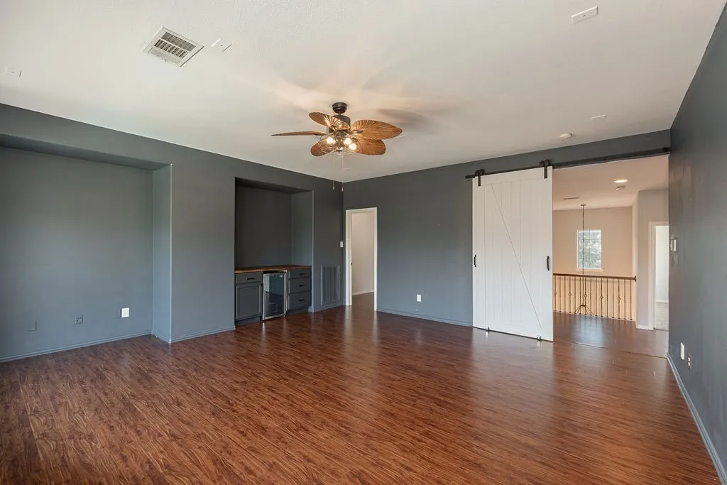 Single Family Residence For Sale in Rockwall County , 1415 Southern Pines Drive, Rockwall, Texas 75087, 5 Bedroom, 3 Bathroom, 3 Garage spaces, 3,591 Sqft, built in 2005, mls#21383000, Real Estate Agent in Rockwall, Homes For Sale in Rockwall county, Homes For Sale in Rockwall, Realtor in Rockwall Texas, Real Estate Brokerage Independent Realty Texas, Luminita Cordes Realtor