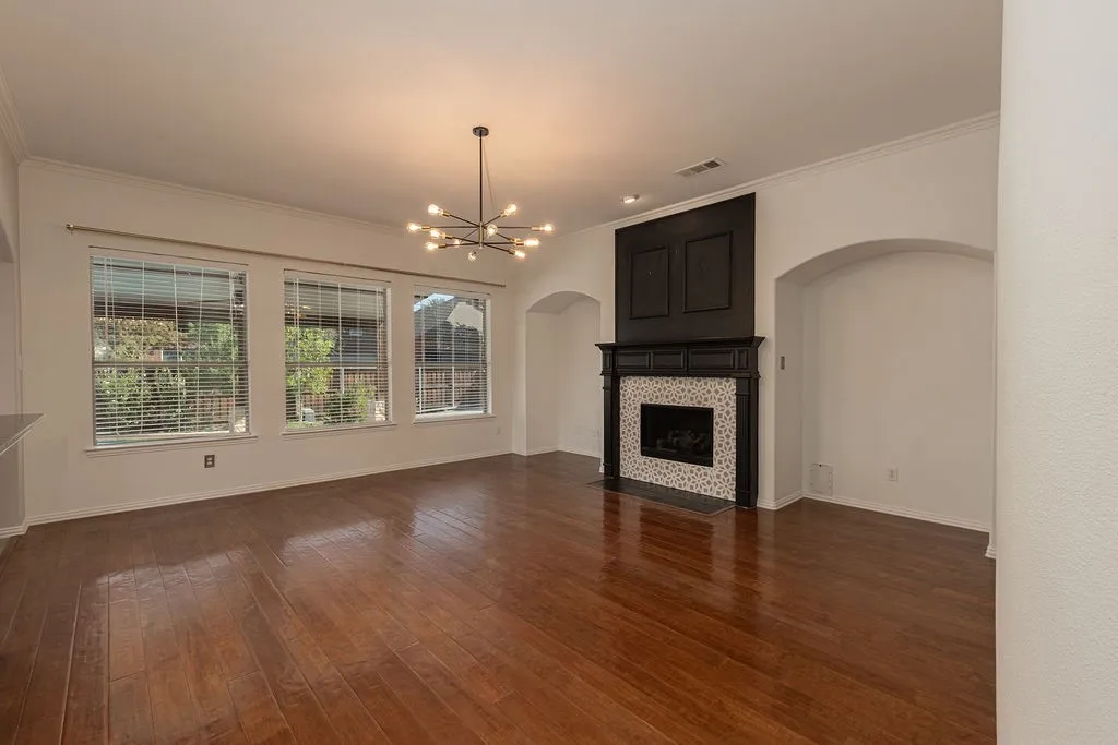 Single Family Residence For Sale in Rockwall County , 1415 Southern Pines Drive, Rockwall, Texas 75087, 5 Bedroom, 3 Bathroom, 3 Garage spaces, 3,591 Sqft, built in 2005, mls#21383000, Real Estate Agent in Rockwall, Homes For Sale in Rockwall county, Homes For Sale in Rockwall, Realtor in Rockwall Texas, Real Estate Brokerage Independent Realty Texas, Luminita Cordes Realtor