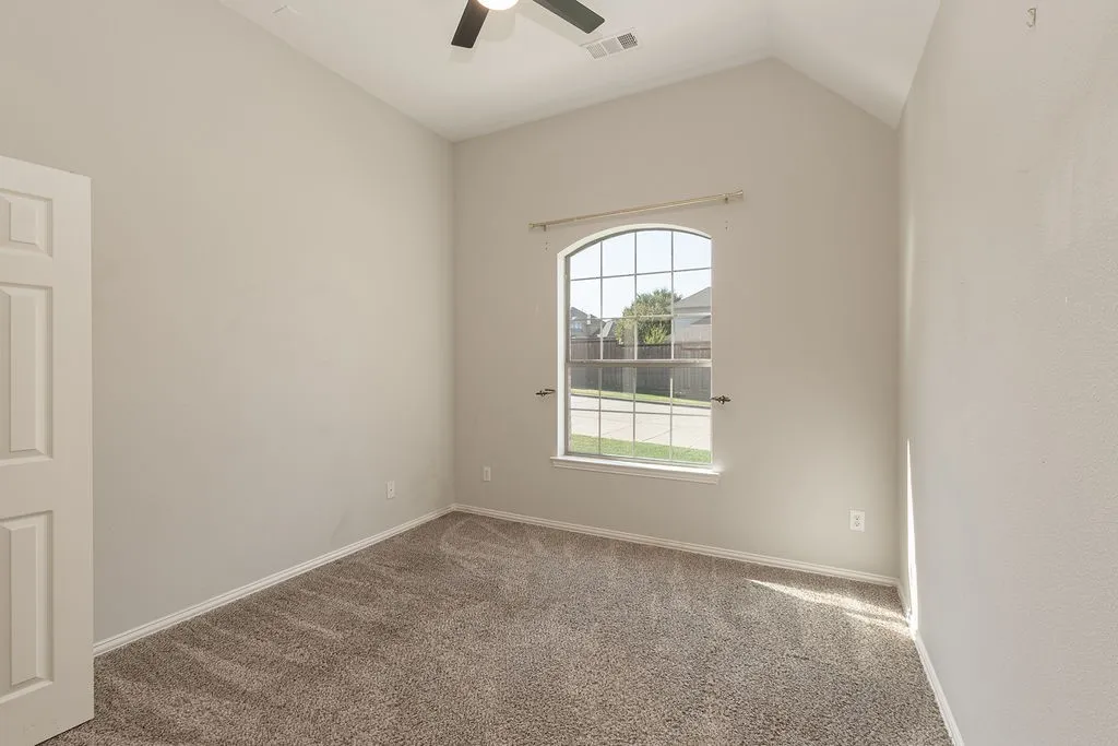 Single Family Residence For Sale in Rockwall County , 1415 Southern Pines Drive, Rockwall, Texas 75087, 5 Bedroom, 3 Bathroom, 3 Garage spaces, 3,591 Sqft, built in 2005, mls#21383000, Real Estate Agent in Rockwall, Homes For Sale in Rockwall county, Homes For Sale in Rockwall, Realtor in Rockwall Texas, Real Estate Brokerage Independent Realty Texas, Luminita Cordes Realtor