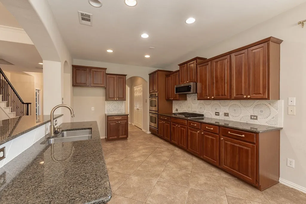 Single Family Residence For Sale in Rockwall County , 1415 Southern Pines Drive, Rockwall, Texas 75087, 5 Bedroom, 3 Bathroom, 3 Garage spaces, 3,591 Sqft, built in 2005, mls#21383000, Real Estate Agent in Rockwall, Homes For Sale in Rockwall county, Homes For Sale in Rockwall, Realtor in Rockwall Texas, Real Estate Brokerage Independent Realty Texas, Luminita Cordes Realtor