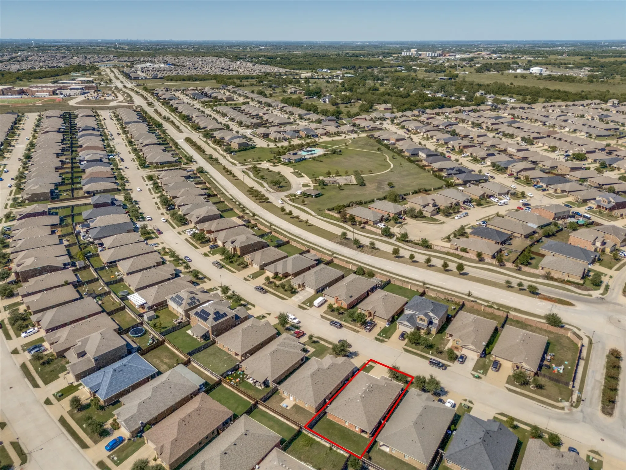 Single Family Residence For Sale in Rockwall County , 1084 Decker Drive, Fate, Texas 75189, 4 Bedroom, 2 Bathroom, 2 Garage spaces, 1,931 Sqft, built in 2017, mls#21406894, Real Estate Agent in Fate, Homes For Sale in Rockwall county, Homes For Sale in Fate, Realtor in Fate Texas, Real Estate Brokerage Independent Realty Texas, Luminita Cordes Realtor