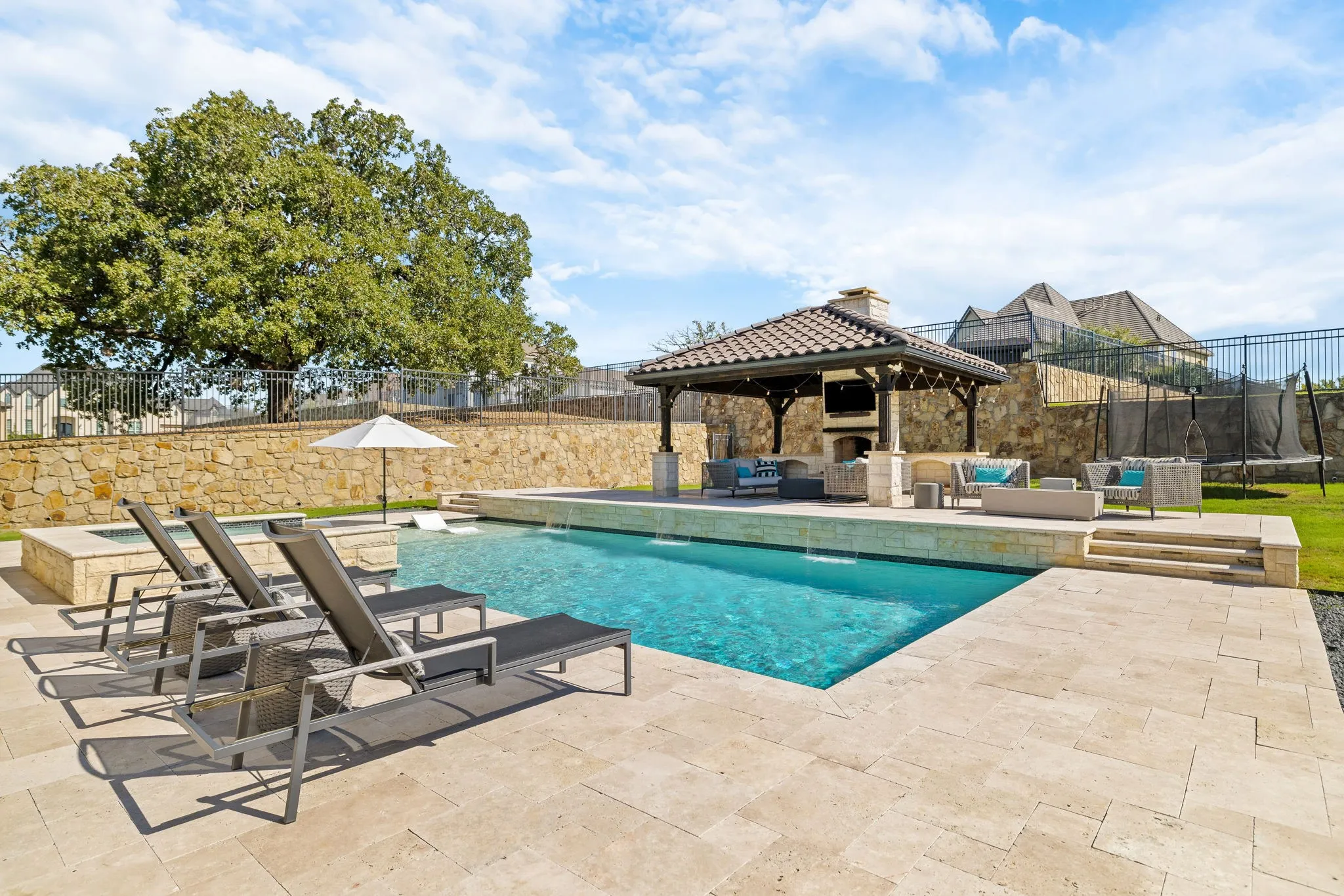 Single Family Residence For Sale in Denton County , 3408 Mark Twain Boulevard, Flower Mound, Texas 75022, 5 Bedroom, 6 Bathroom, 3 Garage spaces, 6,077 Sqft, built in 2018, mls#21403758, Real Estate Agent in Flower Mound, Homes For Sale in Denton county, Homes For Sale in Flower Mound, Realtor in Flower Mound Texas, Real Estate Brokerage Independent Realty Texas, Luminita Cordes Realtor