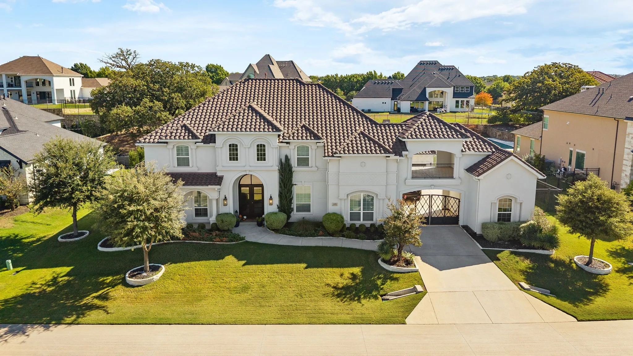 Single Family Residence For Sale in Denton County , 3408 Mark Twain Boulevard, Flower Mound, Texas 75022, 5 Bedroom, 6 Bathroom, 3 Garage spaces, 6,077 Sqft, built in 2018, mls#21403758, Real Estate Agent in Flower Mound, Homes For Sale in Denton county, Homes For Sale in Flower Mound, Realtor in Flower Mound Texas, Real Estate Brokerage Independent Realty Texas, Luminita Cordes Realtor