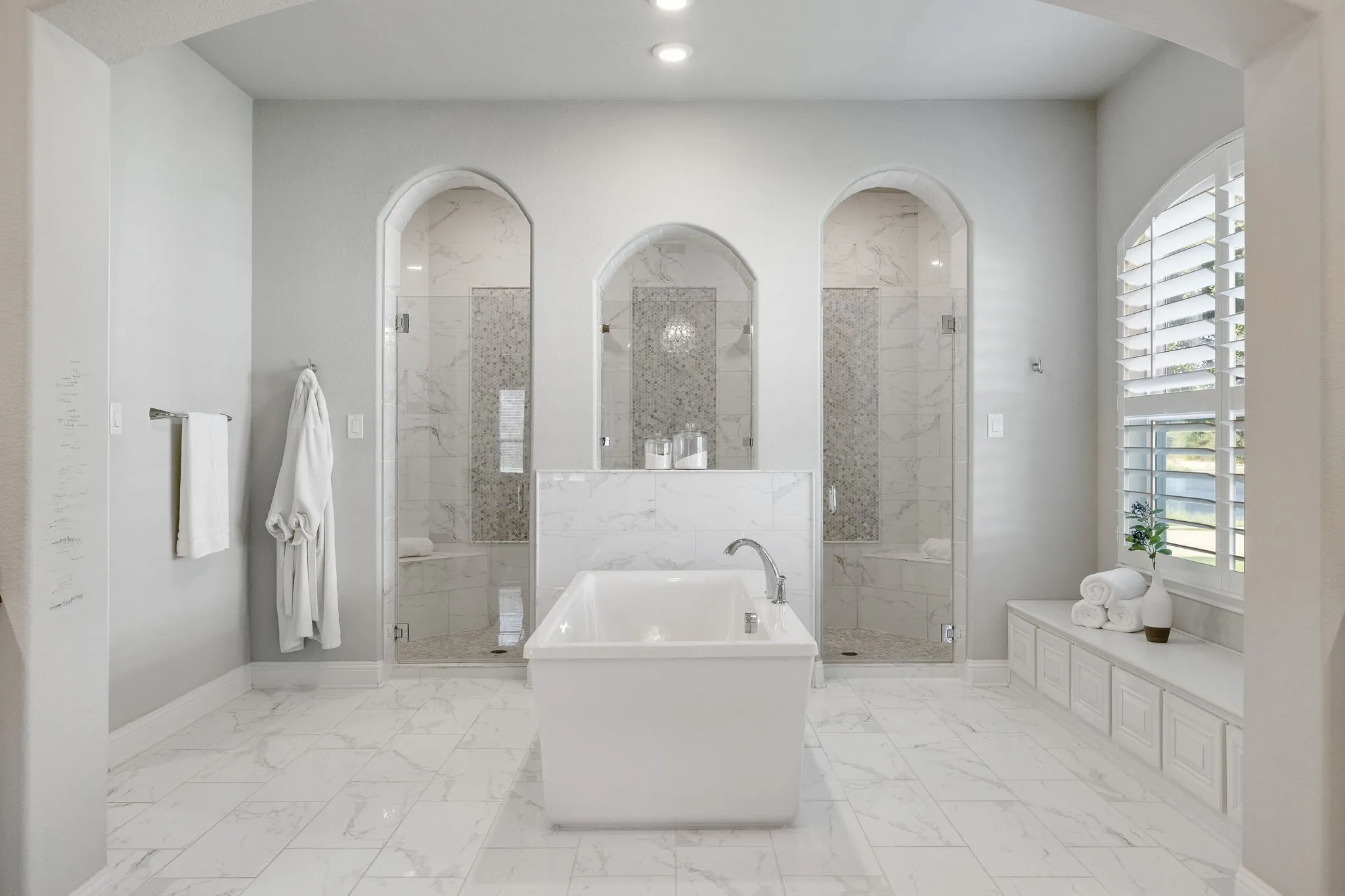 Single Family Residence For Sale in Denton County , 3408 Mark Twain Boulevard, Flower Mound, Texas 75022, 5 Bedroom, 6 Bathroom, 3 Garage spaces, 6,077 Sqft, built in 2018, mls#21403758, Real Estate Agent in Flower Mound, Homes For Sale in Denton county, Homes For Sale in Flower Mound, Realtor in Flower Mound Texas, Real Estate Brokerage Independent Realty Texas, Luminita Cordes Realtor