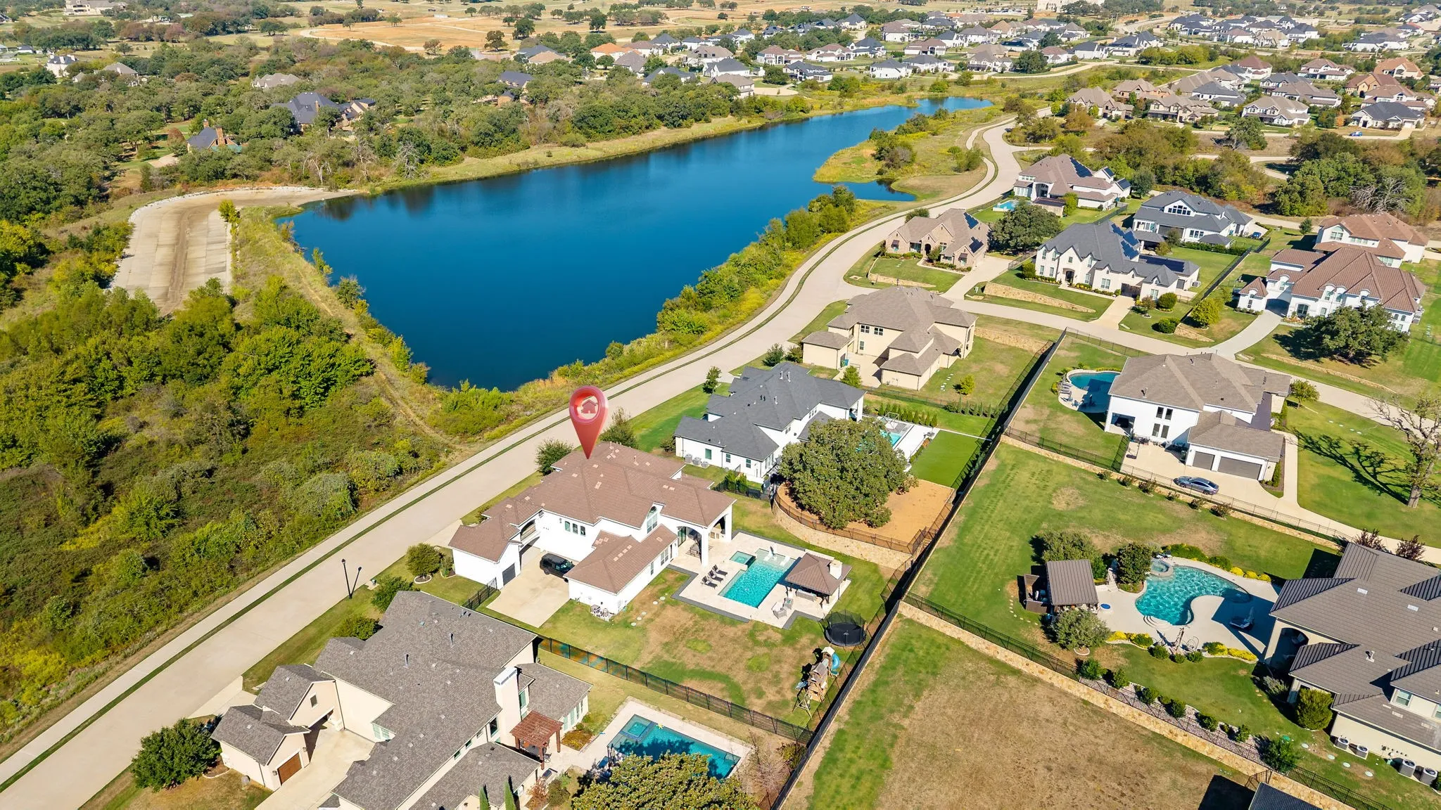 Single Family Residence For Sale in Denton County , 3408 Mark Twain Boulevard, Flower Mound, Texas 75022, 5 Bedroom, 6 Bathroom, 3 Garage spaces, 6,077 Sqft, built in 2018, mls#21403758, Real Estate Agent in Flower Mound, Homes For Sale in Denton county, Homes For Sale in Flower Mound, Realtor in Flower Mound Texas, Real Estate Brokerage Independent Realty Texas, Luminita Cordes Realtor