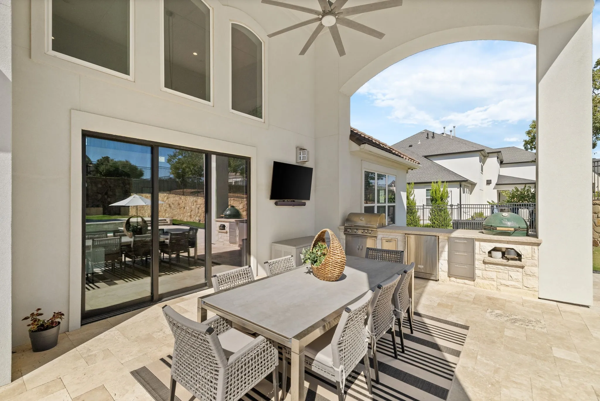 Single Family Residence For Sale in Denton County , 3408 Mark Twain Boulevard, Flower Mound, Texas 75022, 5 Bedroom, 6 Bathroom, 3 Garage spaces, 6,077 Sqft, built in 2018, mls#21403758, Real Estate Agent in Flower Mound, Homes For Sale in Denton county, Homes For Sale in Flower Mound, Realtor in Flower Mound Texas, Real Estate Brokerage Independent Realty Texas, Luminita Cordes Realtor