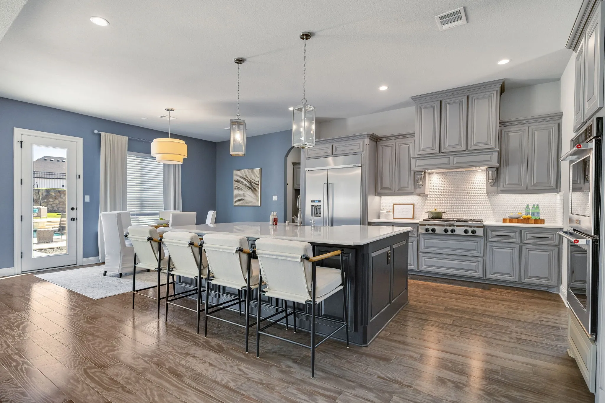 Single Family Residence For Sale in Denton County , 3408 Mark Twain Boulevard, Flower Mound, Texas 75022, 5 Bedroom, 6 Bathroom, 3 Garage spaces, 6,077 Sqft, built in 2018, mls#21403758, Real Estate Agent in Flower Mound, Homes For Sale in Denton county, Homes For Sale in Flower Mound, Realtor in Flower Mound Texas, Real Estate Brokerage Independent Realty Texas, Luminita Cordes Realtor