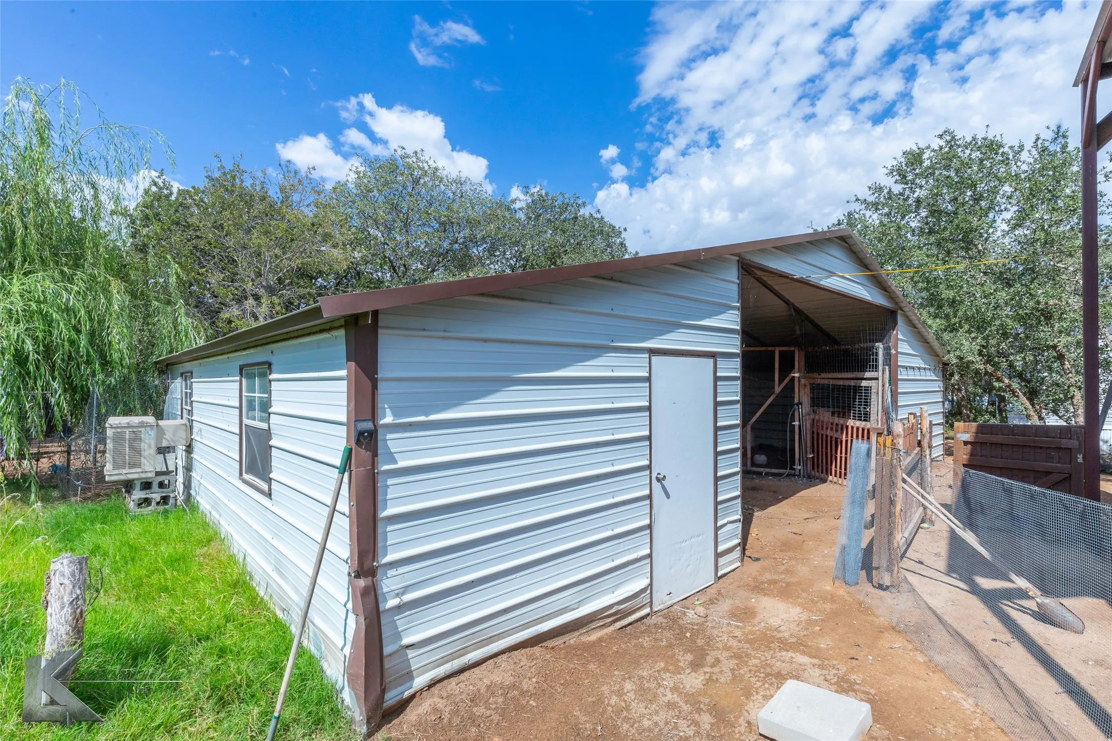 Mobile Home For Sale in Jones County , 11021 County Road 343, Hawley, Texas 79525, 3 Bedroom, 2 Bathroom, Garage spaces, 950 Sqft, built in 2025, mls#21400950, Real Estate Agent in Hawley, Homes For Sale in Jones county, Homes For Sale in Hawley, Realtor in Hawley Texas, Real Estate Brokerage Independent Realty Texas, Luminita Cordes Realtor