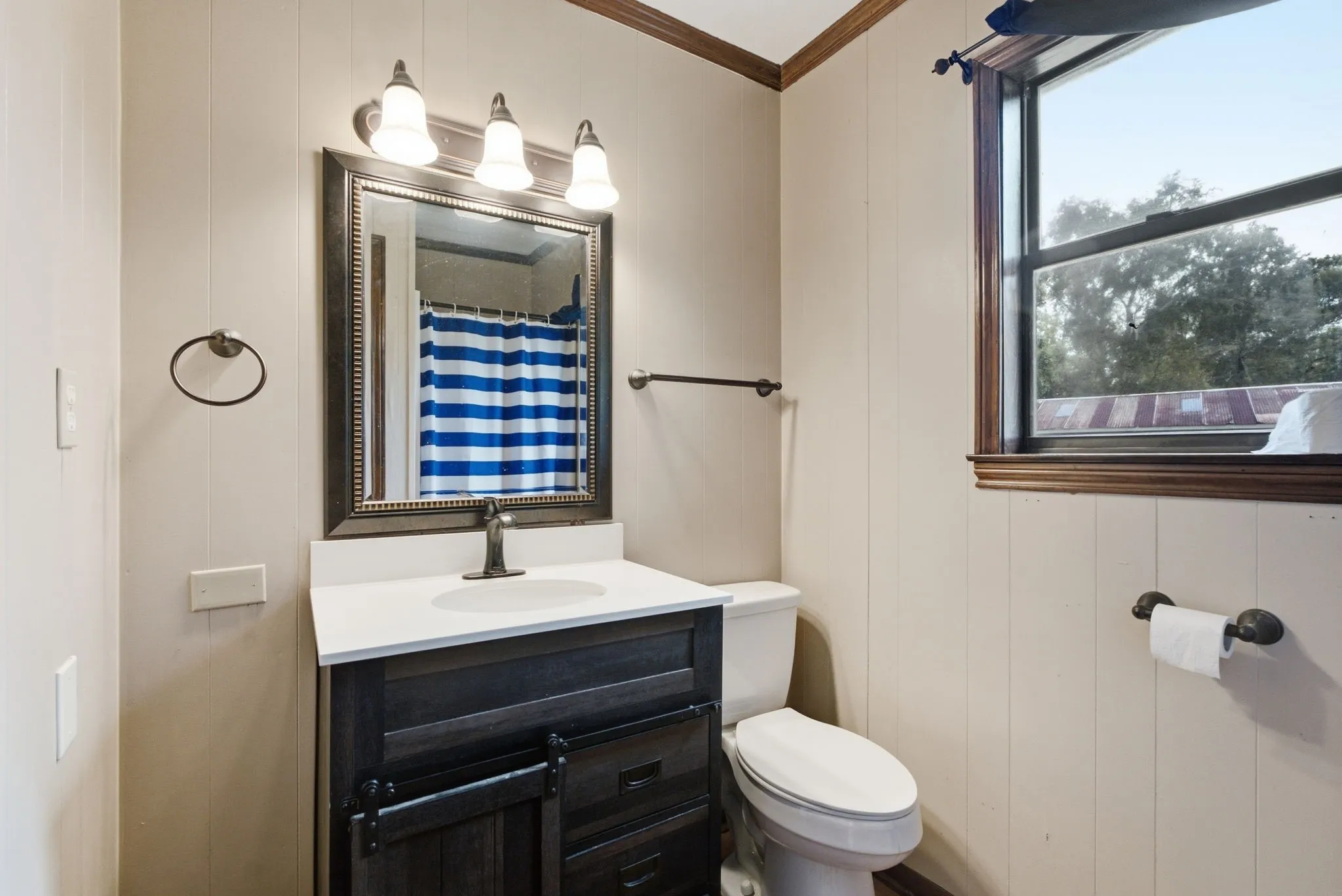 Single Family Residence For Sale in Smith County , 11206 Timber Creek Circle, Tyler, Texas 75707, 3 Bedroom, 3 Bathroom, 2 Garage spaces, 2,546 Sqft, built in 1983, mls#21402476, Real Estate Agent in Tyler, Homes For Sale in Smith county, Homes For Sale in Tyler, Realtor in Tyler Texas, Real Estate Brokerage Independent Realty Texas, Luminita Cordes Realtor