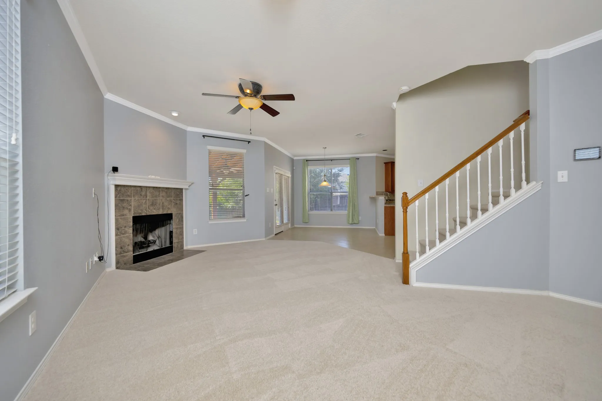 Single Family Residence For Sale in Tarrant County , 5728 Mountain Stream Trail, Fort Worth, Texas 76244, 3 Bedroom, 3 Bathroom, 2 Garage spaces, 2,608 Sqft, built in 2009, mls#21402022, Real Estate Agent in Fort Worth, Homes For Sale in Tarrant county, Homes For Sale in Fort Worth, Realtor in Fort Worth Texas, Real Estate Brokerage Independent Realty Texas, Luminita Cordes Realtor