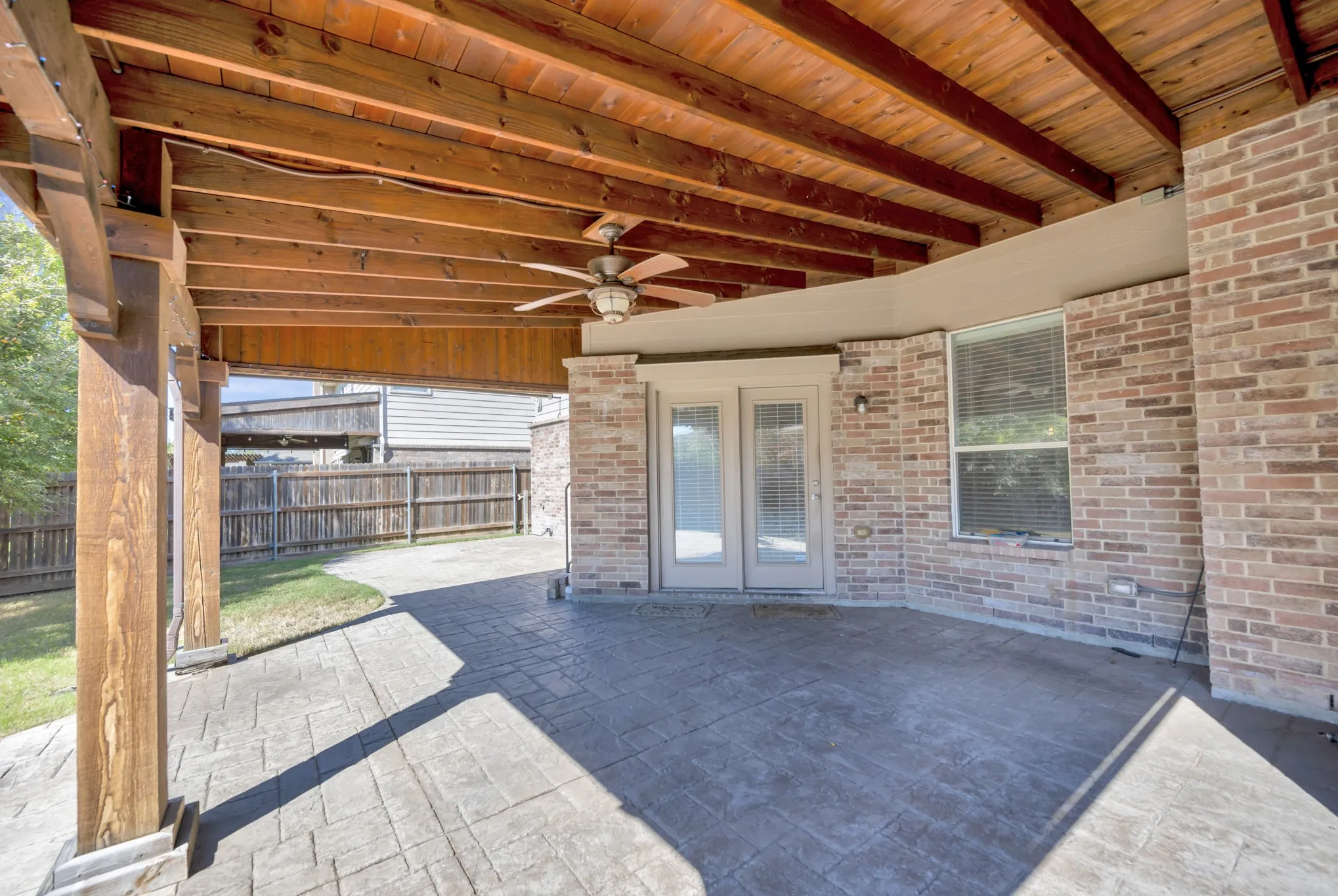 Single Family Residence For Sale in Tarrant County , 5728 Mountain Stream Trail, Fort Worth, Texas 76244, 3 Bedroom, 3 Bathroom, 2 Garage spaces, 2,608 Sqft, built in 2009, mls#21402022, Real Estate Agent in Fort Worth, Homes For Sale in Tarrant county, Homes For Sale in Fort Worth, Realtor in Fort Worth Texas, Real Estate Brokerage Independent Realty Texas, Luminita Cordes Realtor