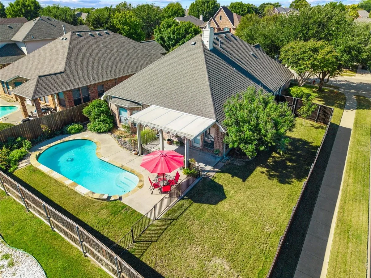 Single Family Residence For Sale in Dallas County , 5132 Welara Drive, Grand Prairie, Texas 75052, 3 Bedroom, 2 Bathroom, 2 Garage spaces, 2,180 Sqft, built in 2006, mls#21406243, Real Estate Agent in Grand Prairie, Homes For Sale in Dallas county, Homes For Sale in Grand Prairie, Realtor in Grand Prairie Texas, Real Estate Brokerage Independent Realty Texas, Luminita Cordes Realtor
