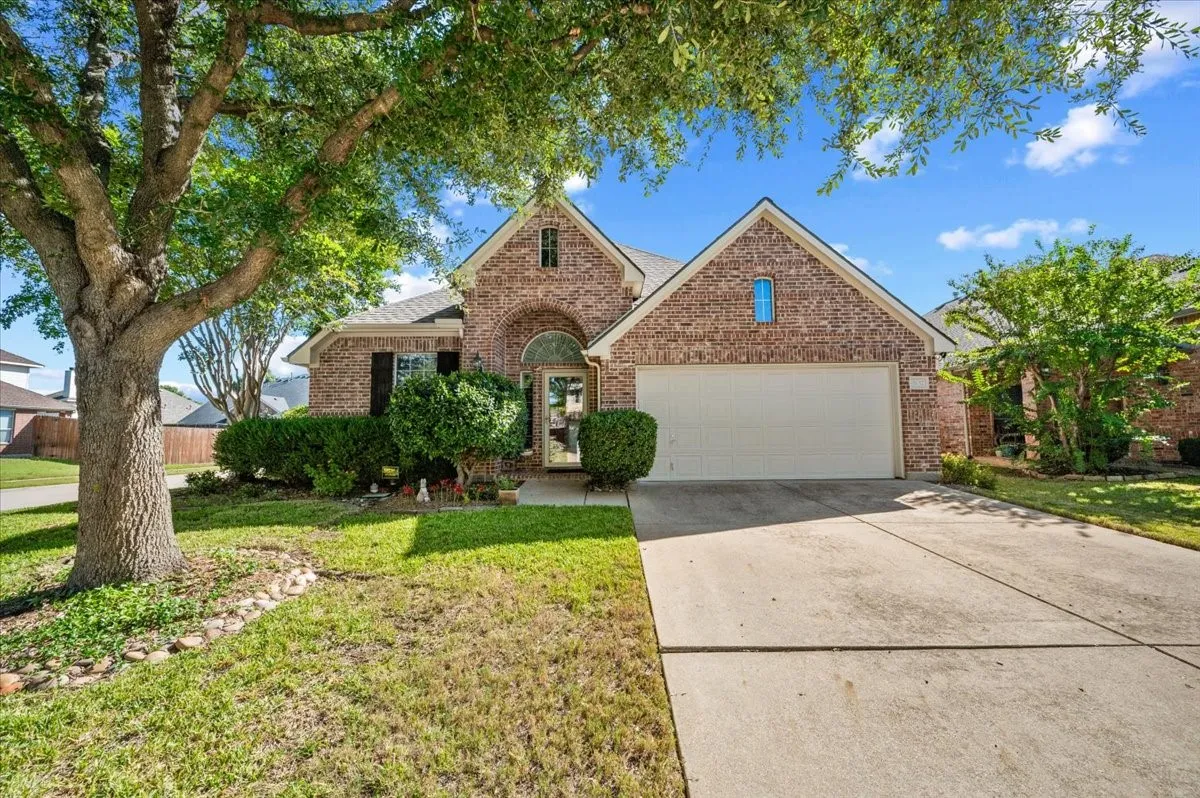 Single Family Residence For Sale