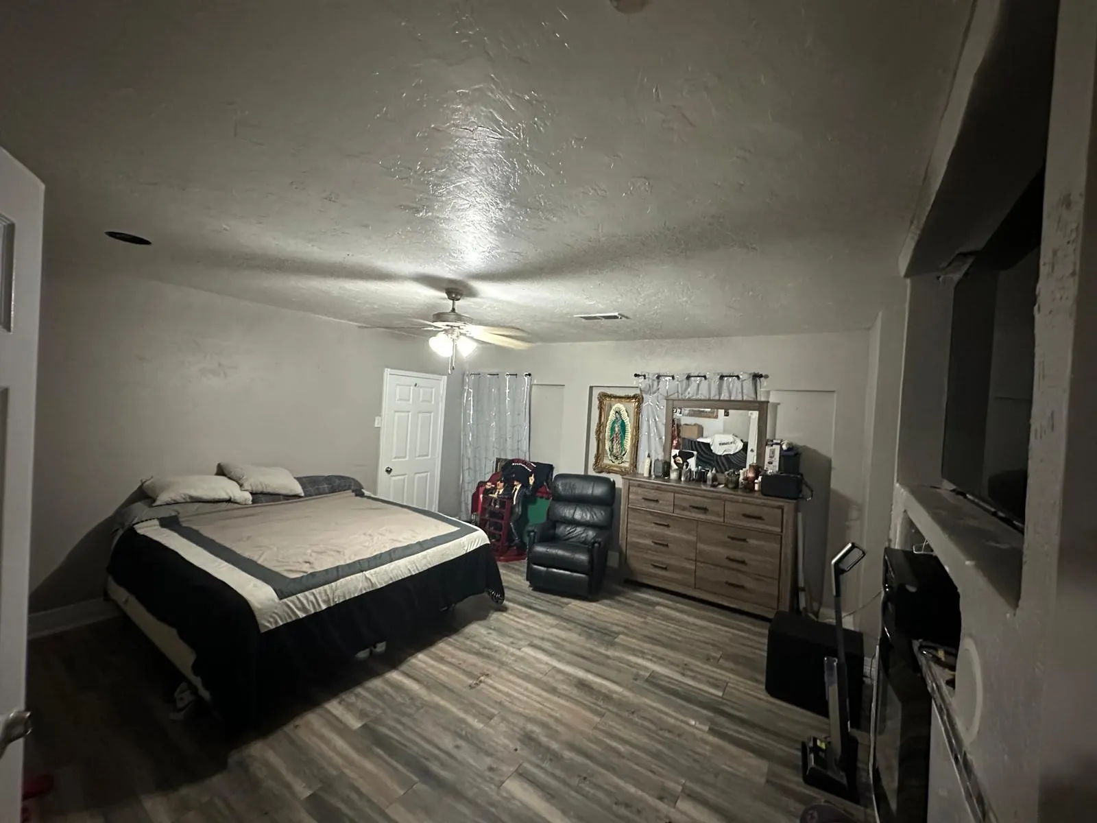 Single Family Residence For Sale in Tarrant County , 1506 Shelmar Drive, Arlington, Texas 76014, 4 Bedroom, 3 Bathroom, Garage spaces, 1,628 Sqft, built in 1966, mls#21405717, Real Estate Agent in Arlington, Homes For Sale in Tarrant county, Homes For Sale in Arlington, Realtor in Arlington Texas, Real Estate Brokerage Independent Realty Texas, Luminita Cordes Realtor