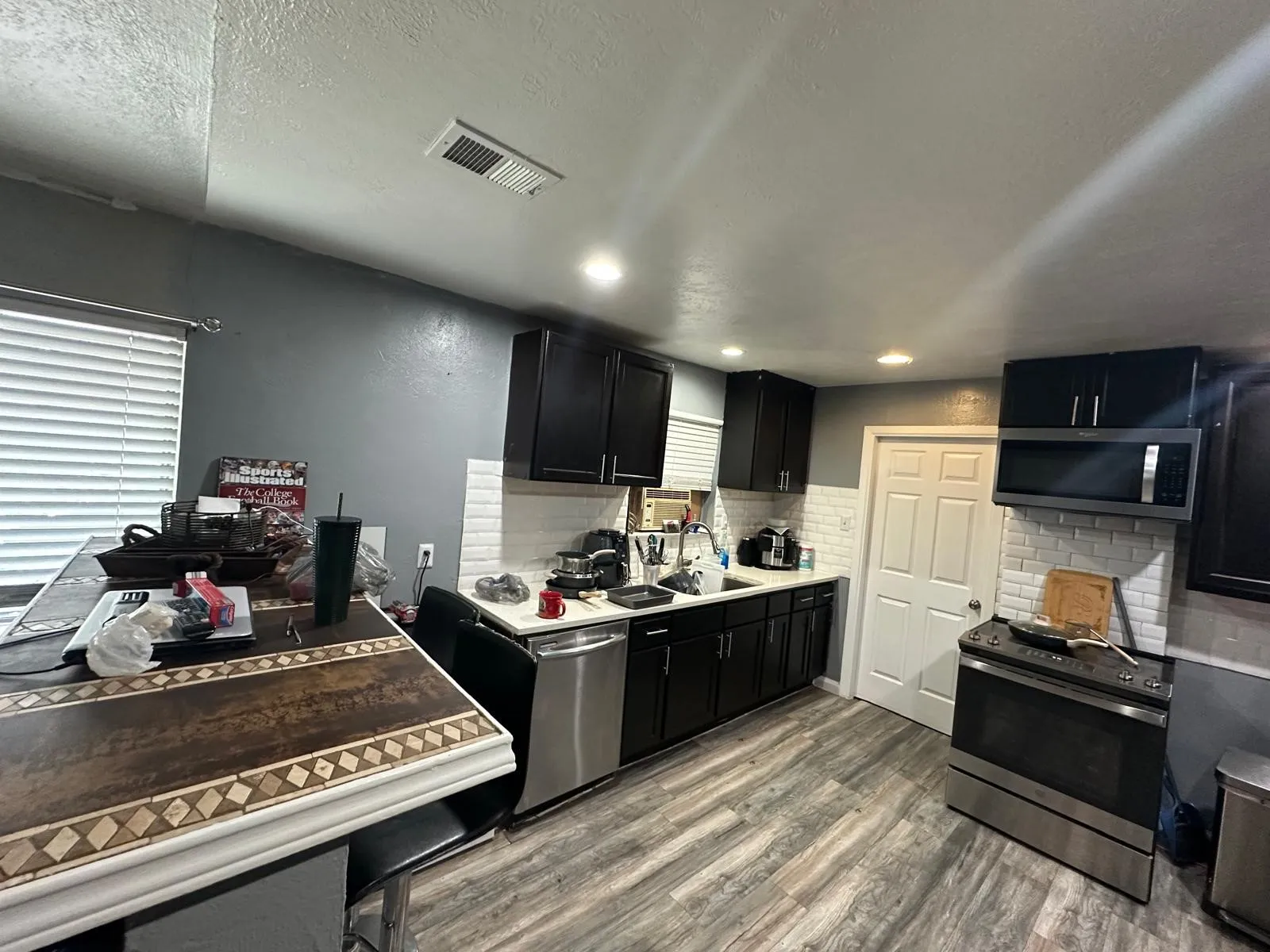 Single Family Residence For Sale in Tarrant County , 1506 Shelmar Drive, Arlington, Texas 76014, 4 Bedroom, 3 Bathroom, Garage spaces, 1,628 Sqft, built in 1966, mls#21405717, Real Estate Agent in Arlington, Homes For Sale in Tarrant county, Homes For Sale in Arlington, Realtor in Arlington Texas, Real Estate Brokerage Independent Realty Texas, Luminita Cordes Realtor